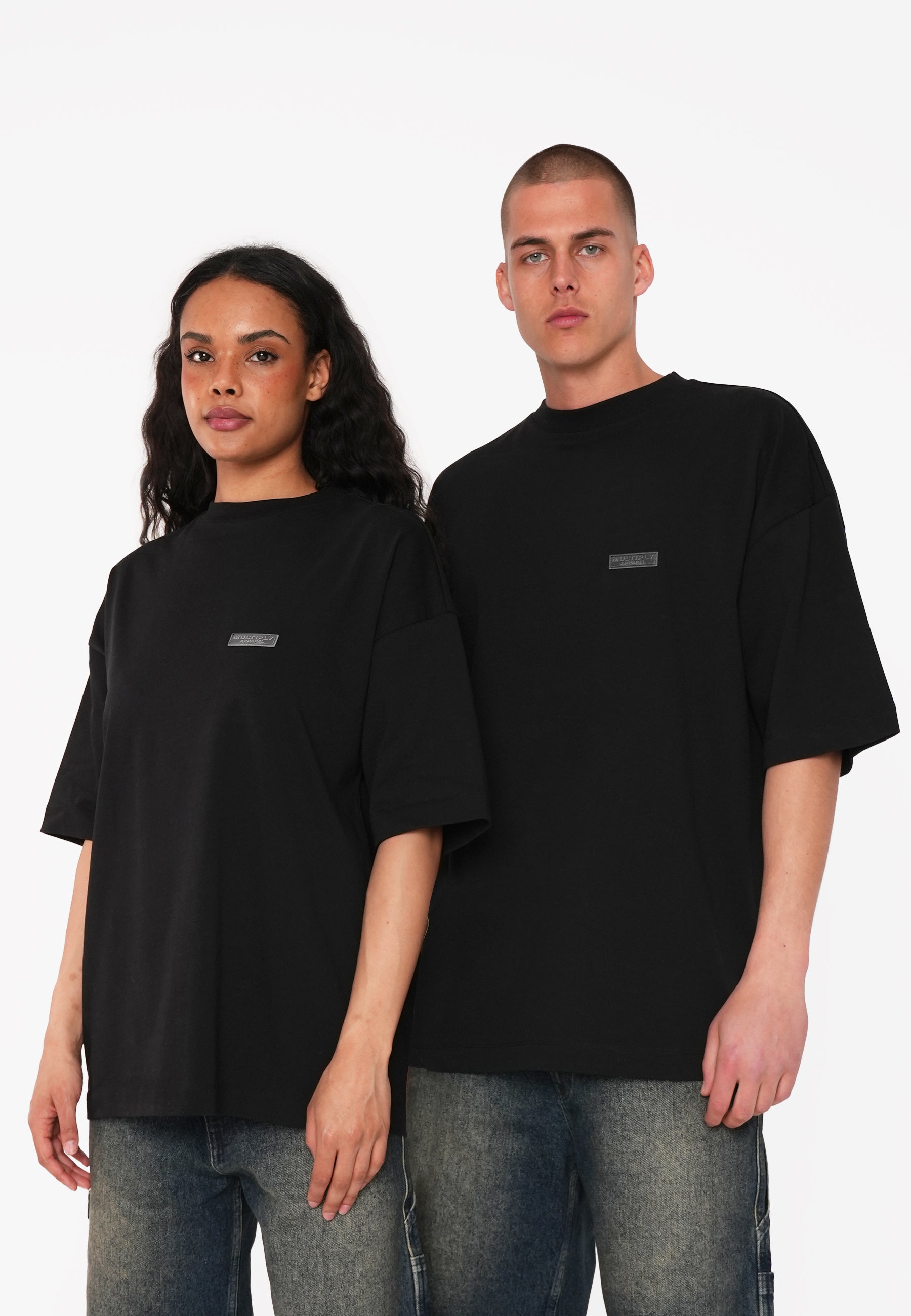 Oversize T-Shirt DESIGNATION Black