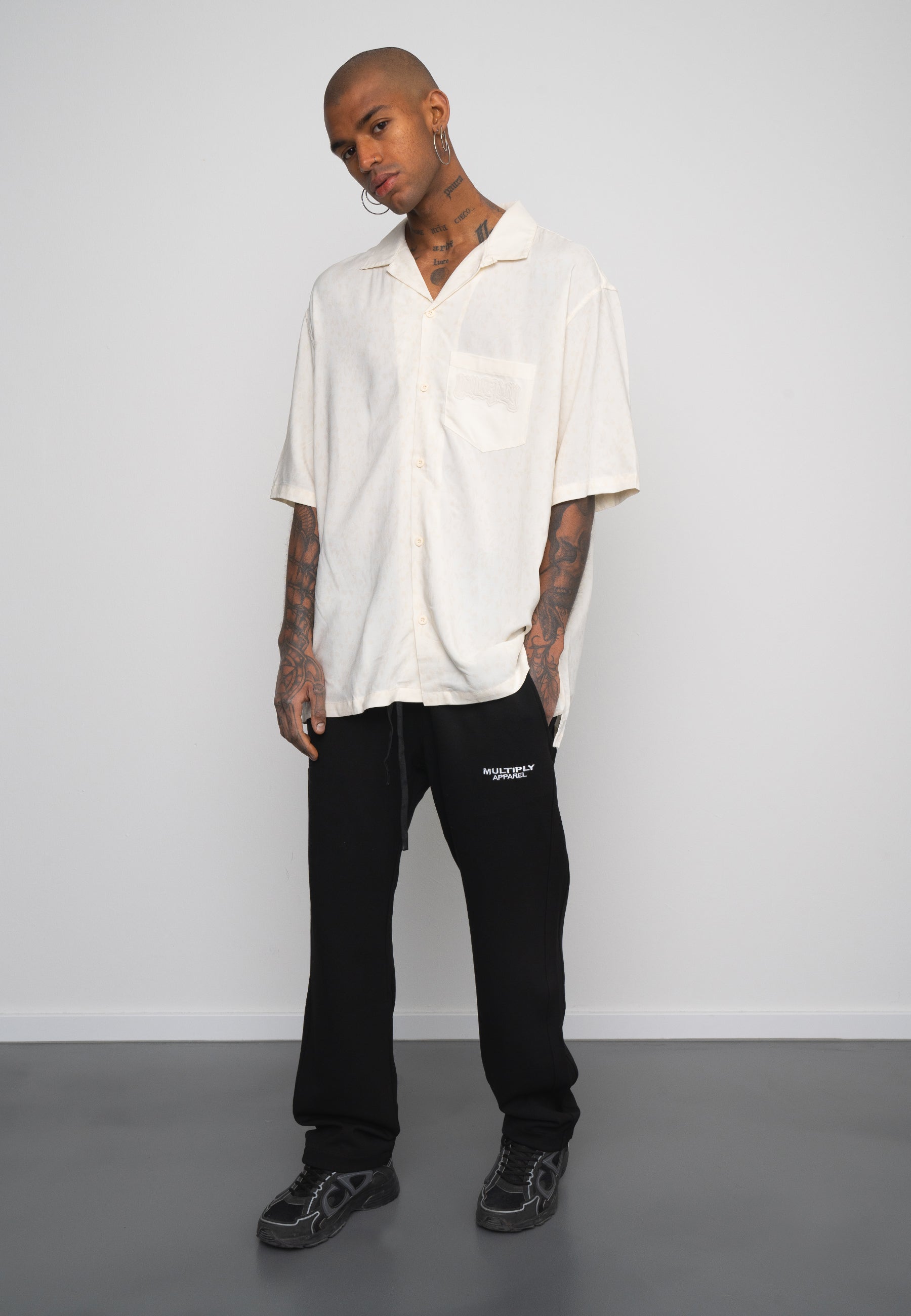 Multiply Apparel Oversize Shirt INMATES White Asparagus – weitere Ansicht 4