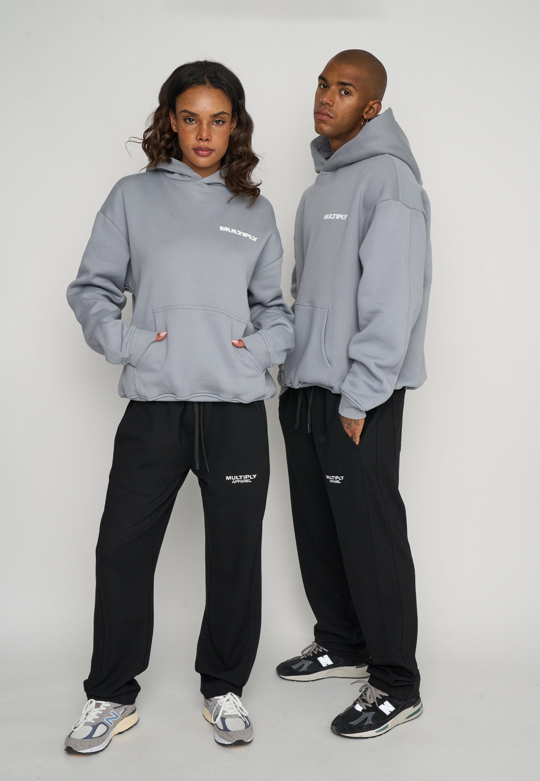 Pants TAILORED MULTIPLY Black