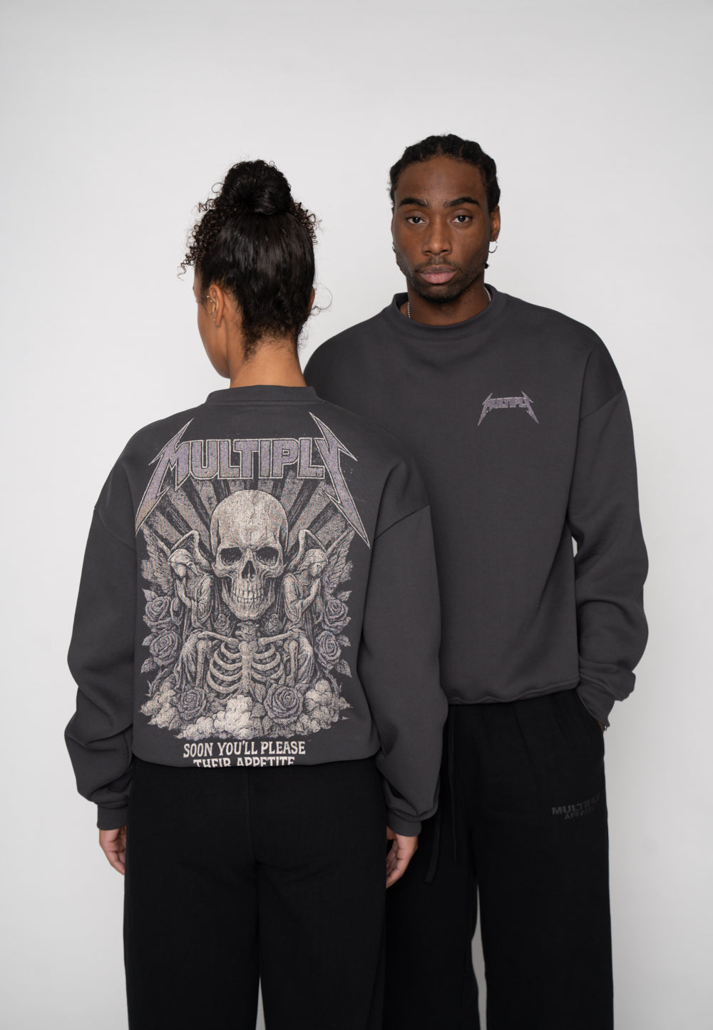Multiply Apparel Oversize Sweatshirt X Black Soda Washed – Frontalansicht