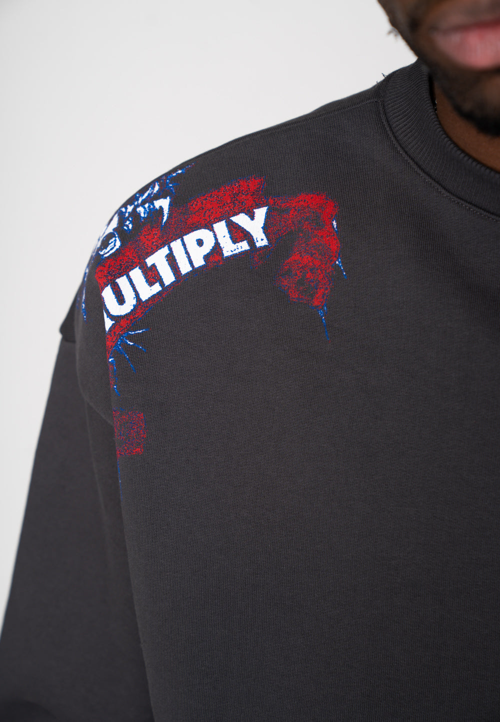 Multiply Apparel Oversize Sweatshirt SKULL SKETCH Black Soda Washed – weitere Ansicht 8