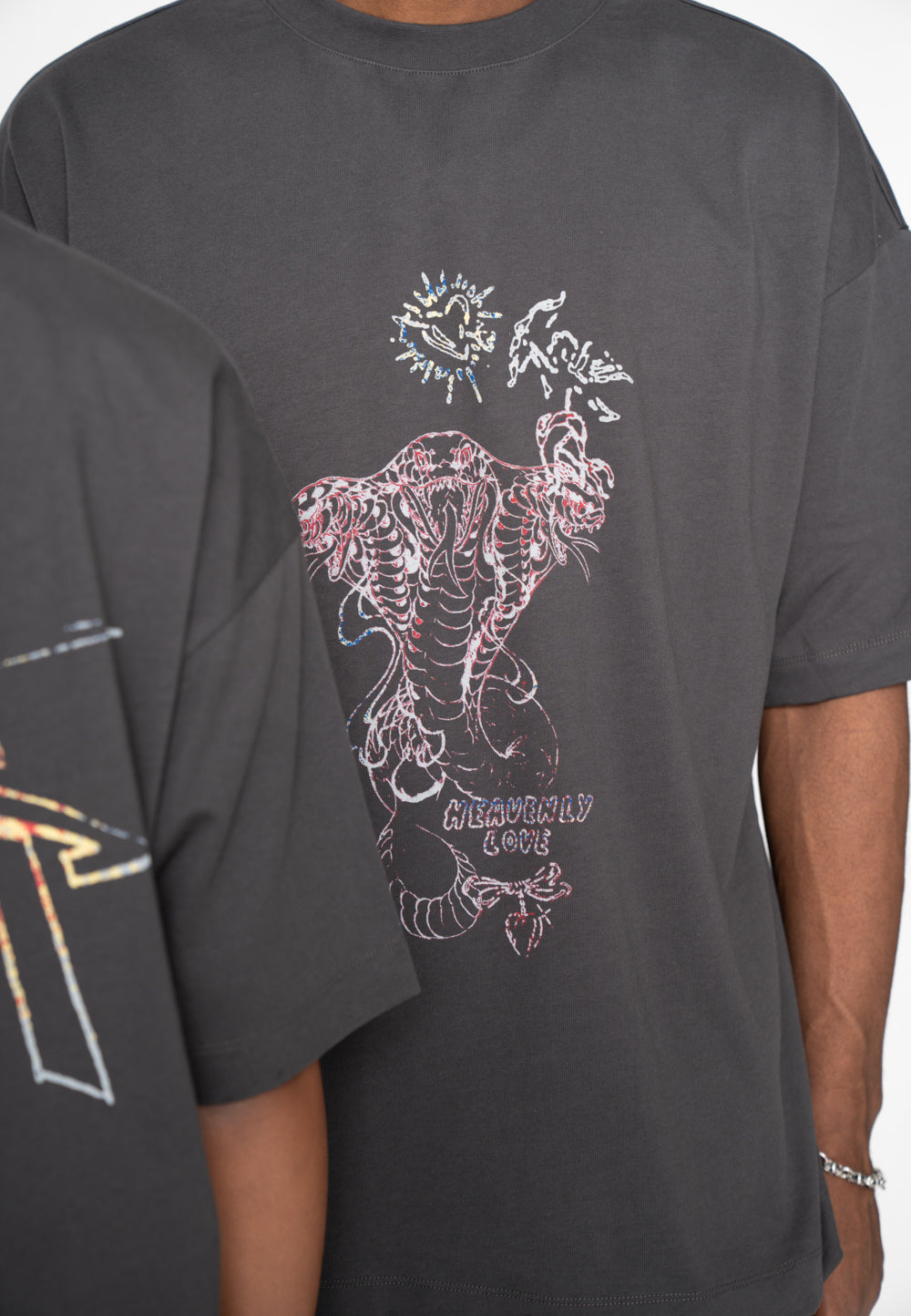 Multiply Apparel Oversize T-Shirt SNAKE SKETCH Black Soda Washed – weitere Ansicht 2