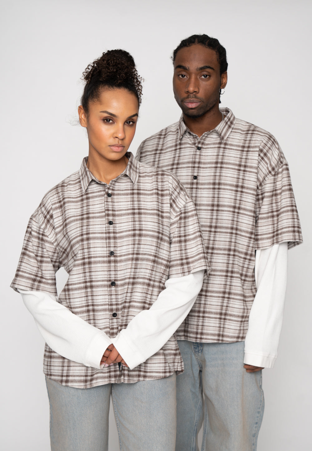 Multiply Apparel Oversize Double Longsleeve BANDING Glacier Gray – Frontalansicht