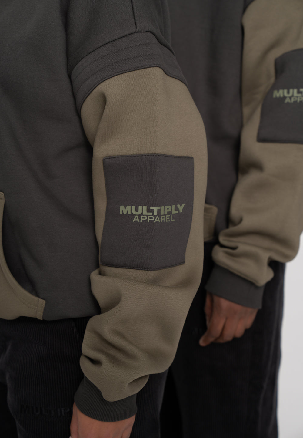 Oversize Sweatshirt STACK Black Soda Washed