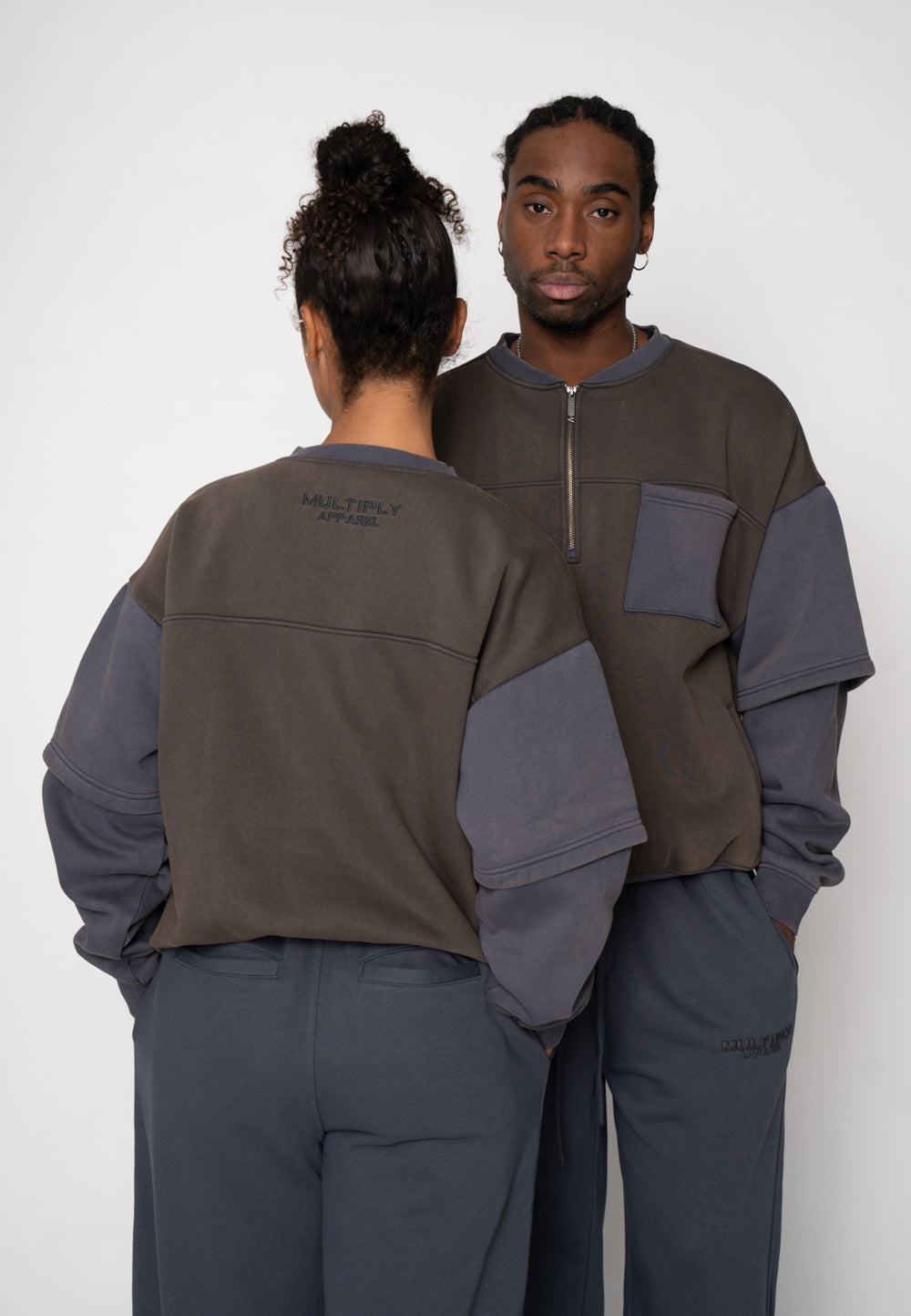 Multiply Apparel Oversize Half Zip VARIED Odyssey Grey – Frontalansicht