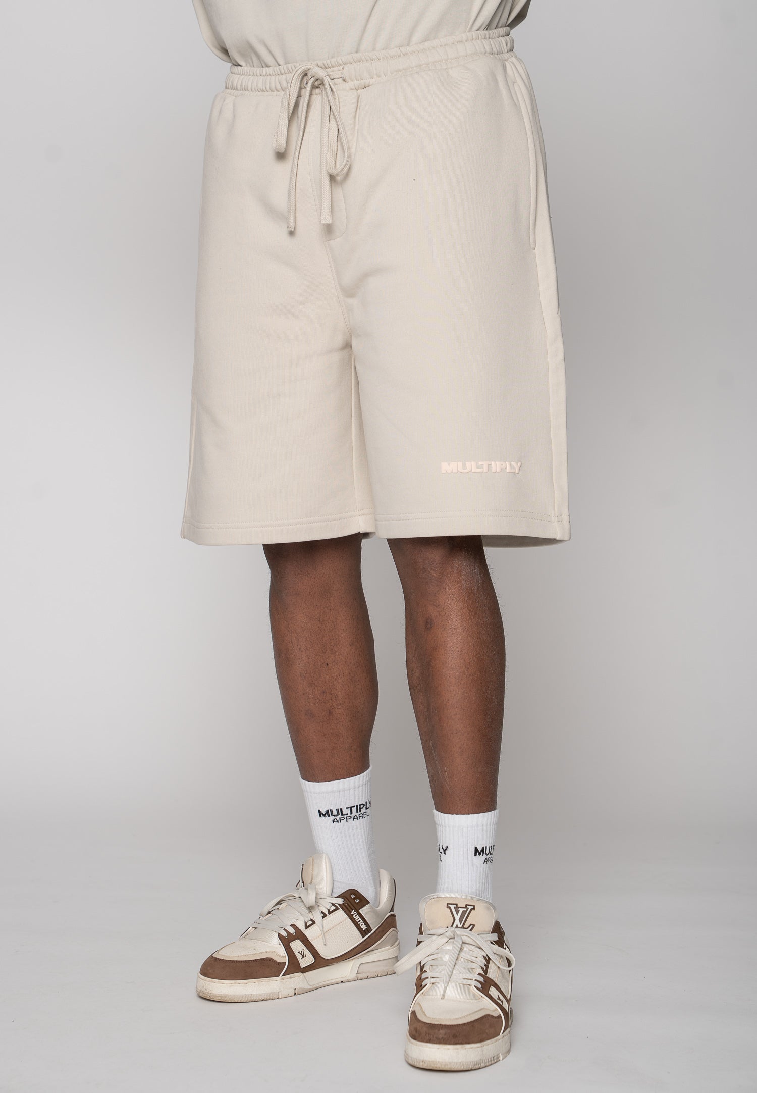 Multiply Apparel Shorts MULTIPLY Moonstruck – Frontalansicht