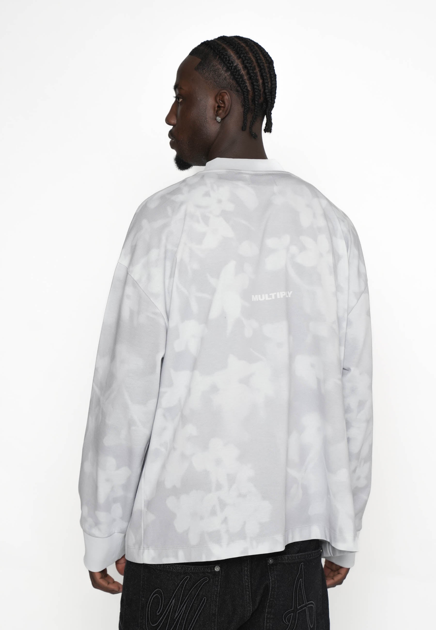 Multiply Apparel Oversize Longsleeve T-shirt FADED FLORAL Vasporous Grey – weitere Ansicht 4