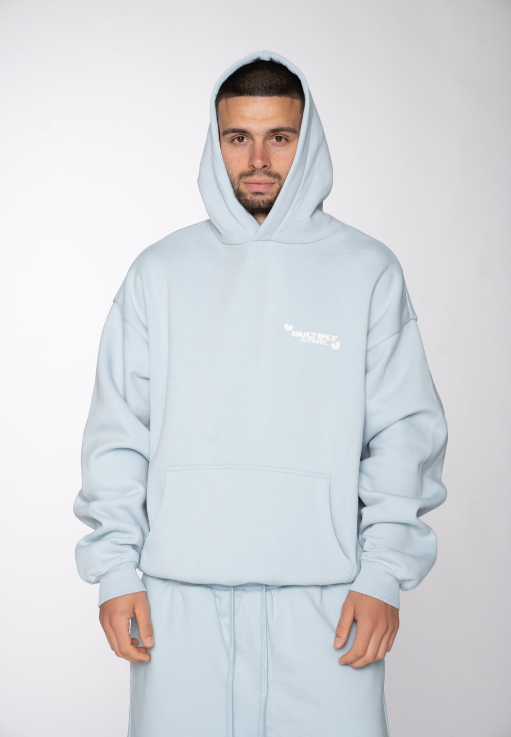 Multiply Apparel Oversize Hoodie HEARTBREAK CLUB Baby Blue – weitere Ansicht 2