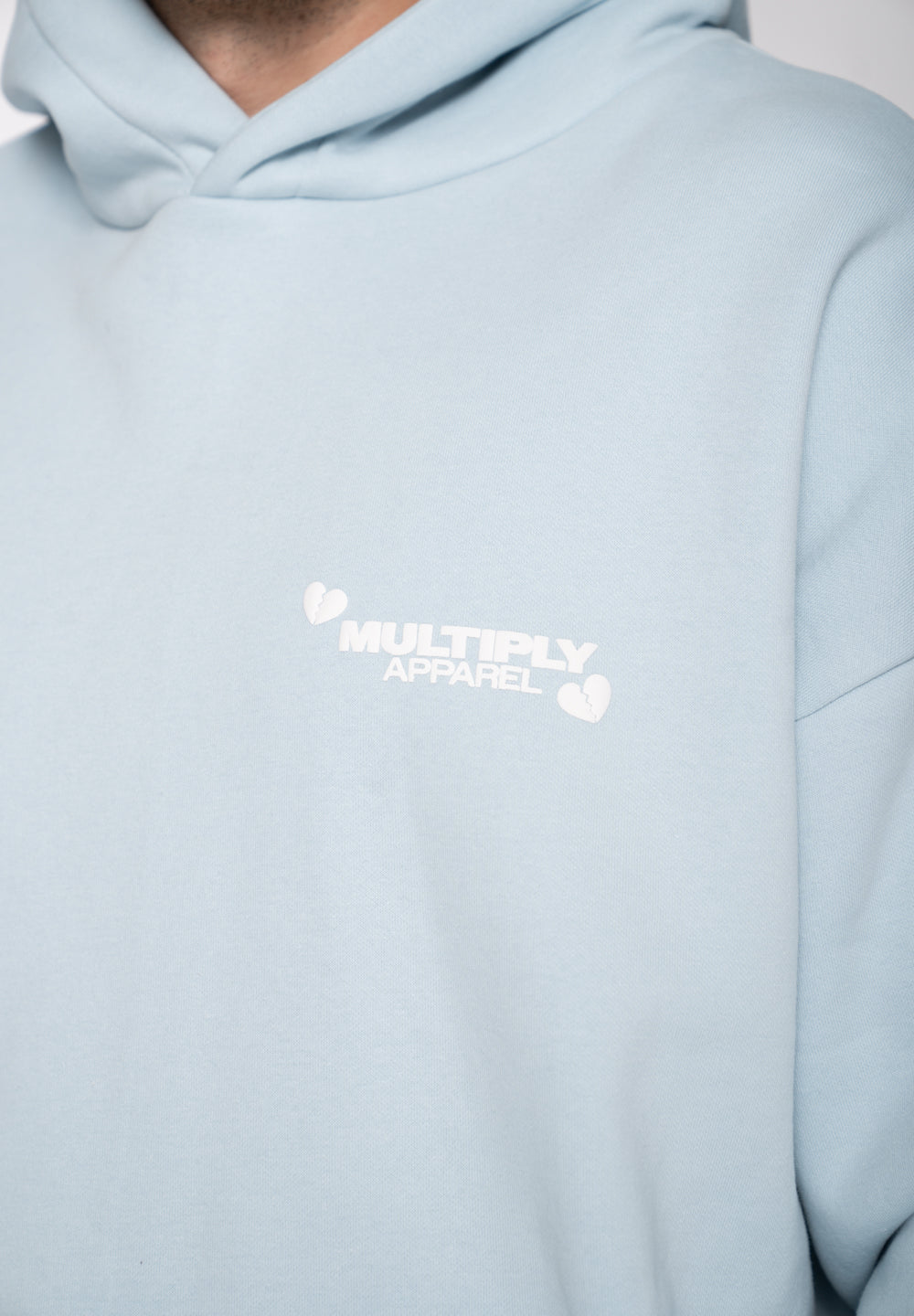 Multiply Apparel Oversize Hoodie HEARTBREAK CLUB Baby Blue – weitere Ansicht 5