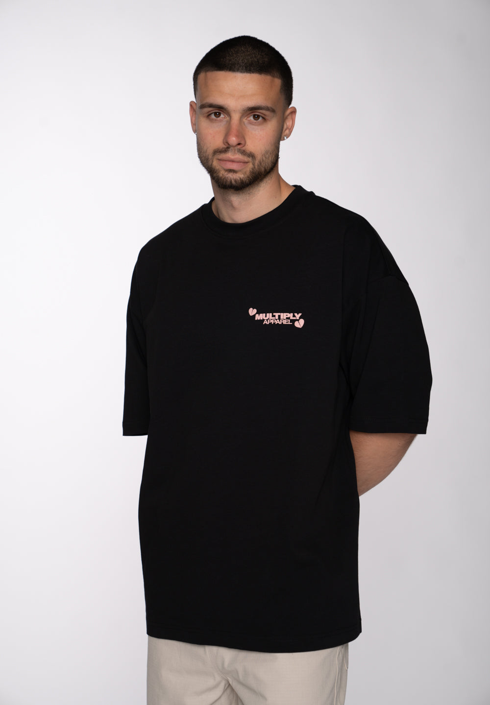 Multiply Apparel Oversize T-Shirt HEART BREAK CLUB Black – weitere Ansicht 3