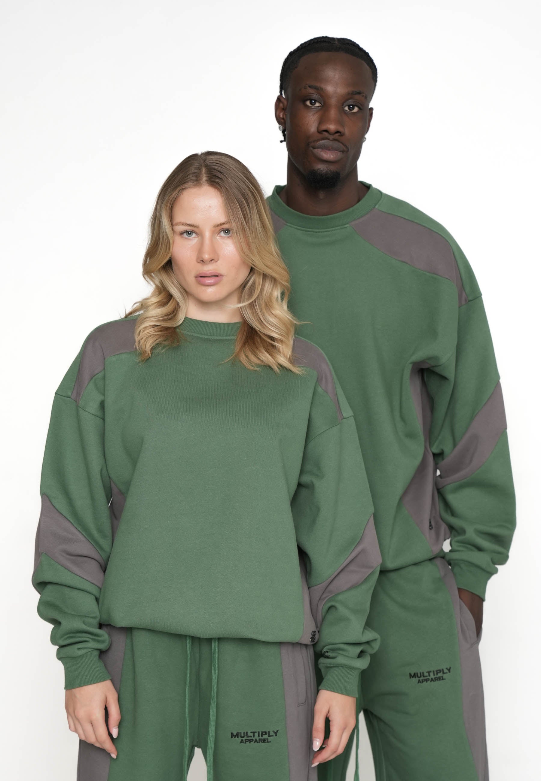 Multiply Apparel Oversize Sweatshirt ARMOURED Myrtle – weitere Ansicht 5