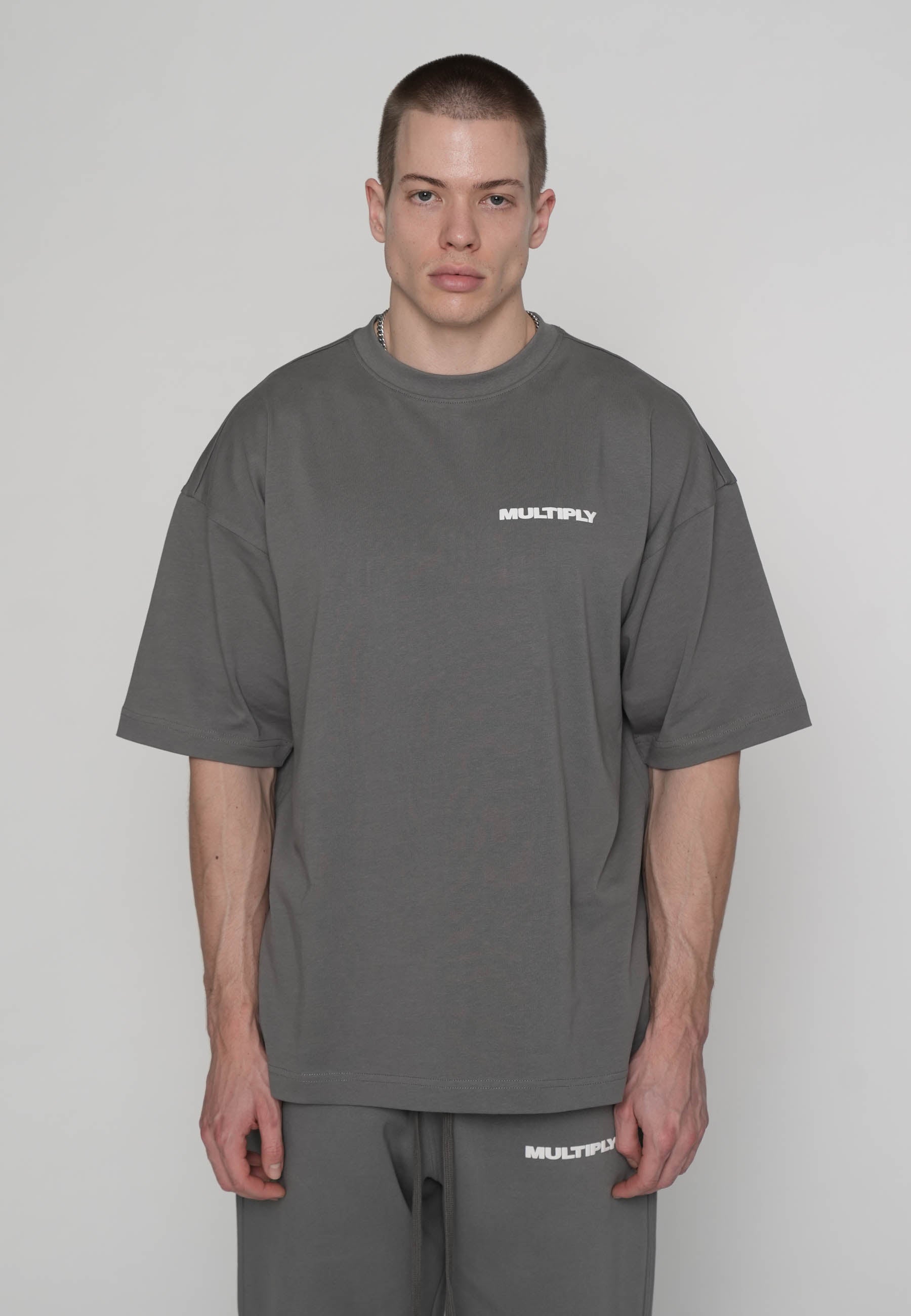 Oversized T-shirt MULTIPLY Gargoyle