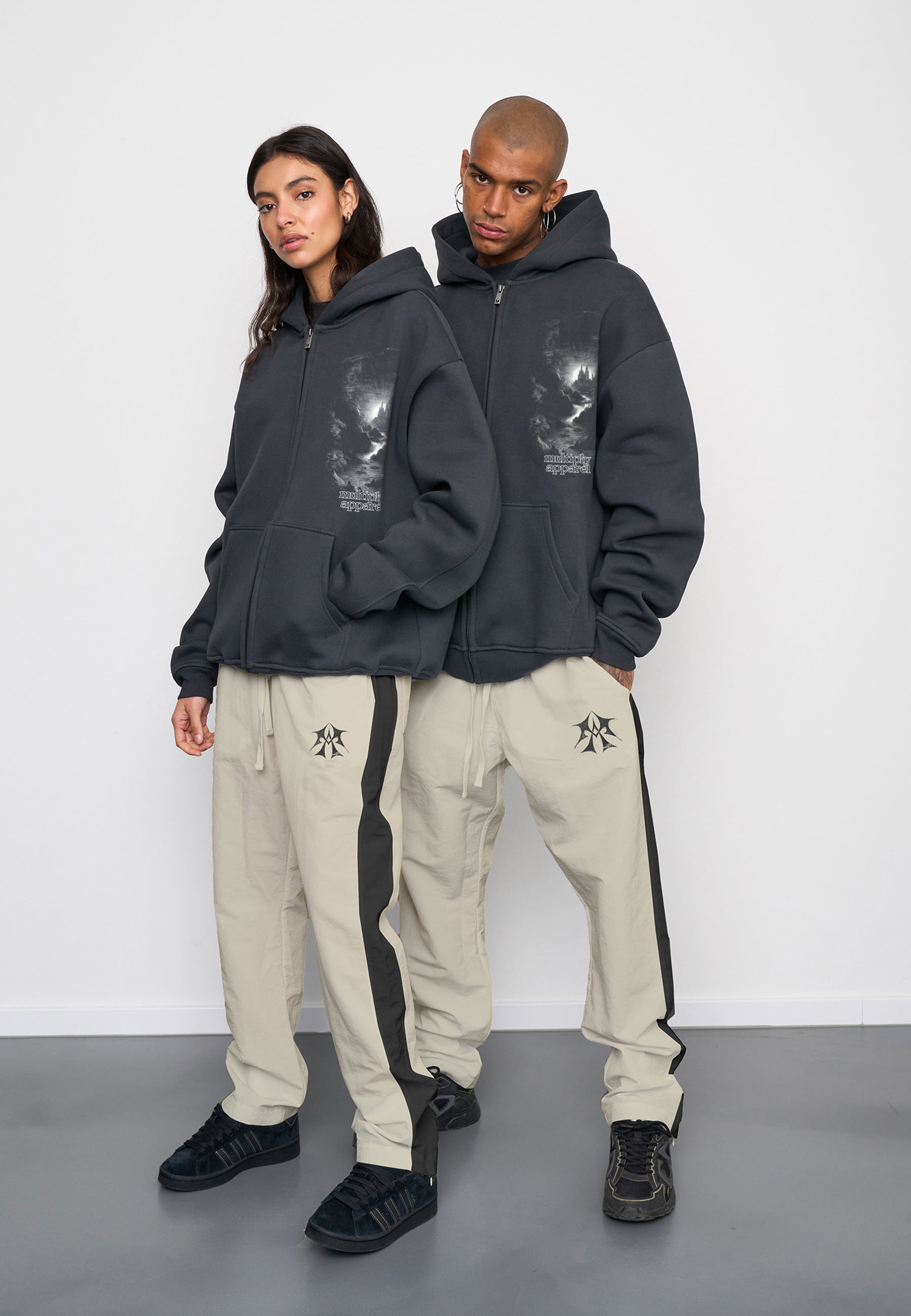 Oversize Zip Hoodie ANGELIC Black Soda Washed