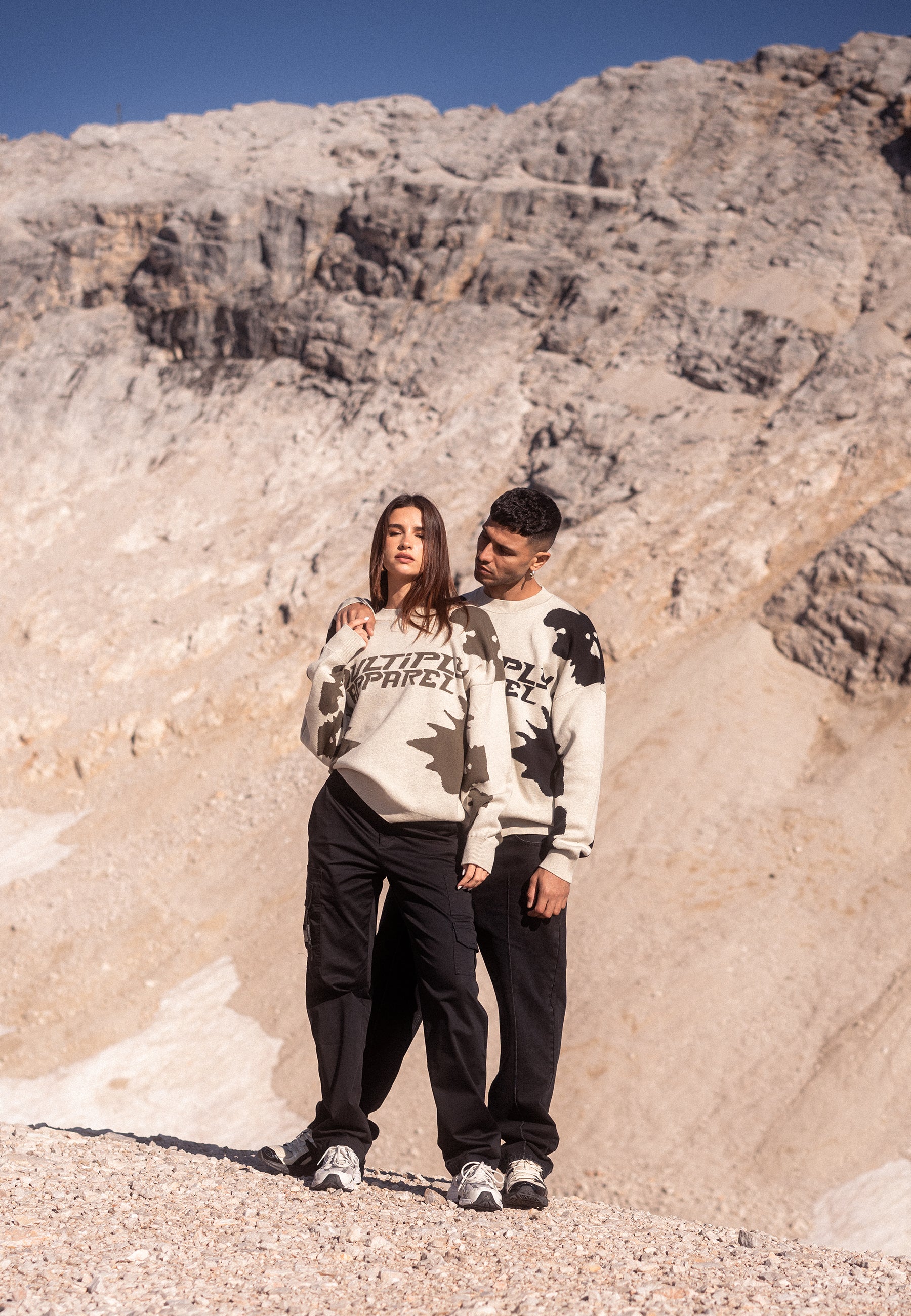 Oversize Knit Sweater URBAN White Swan Green