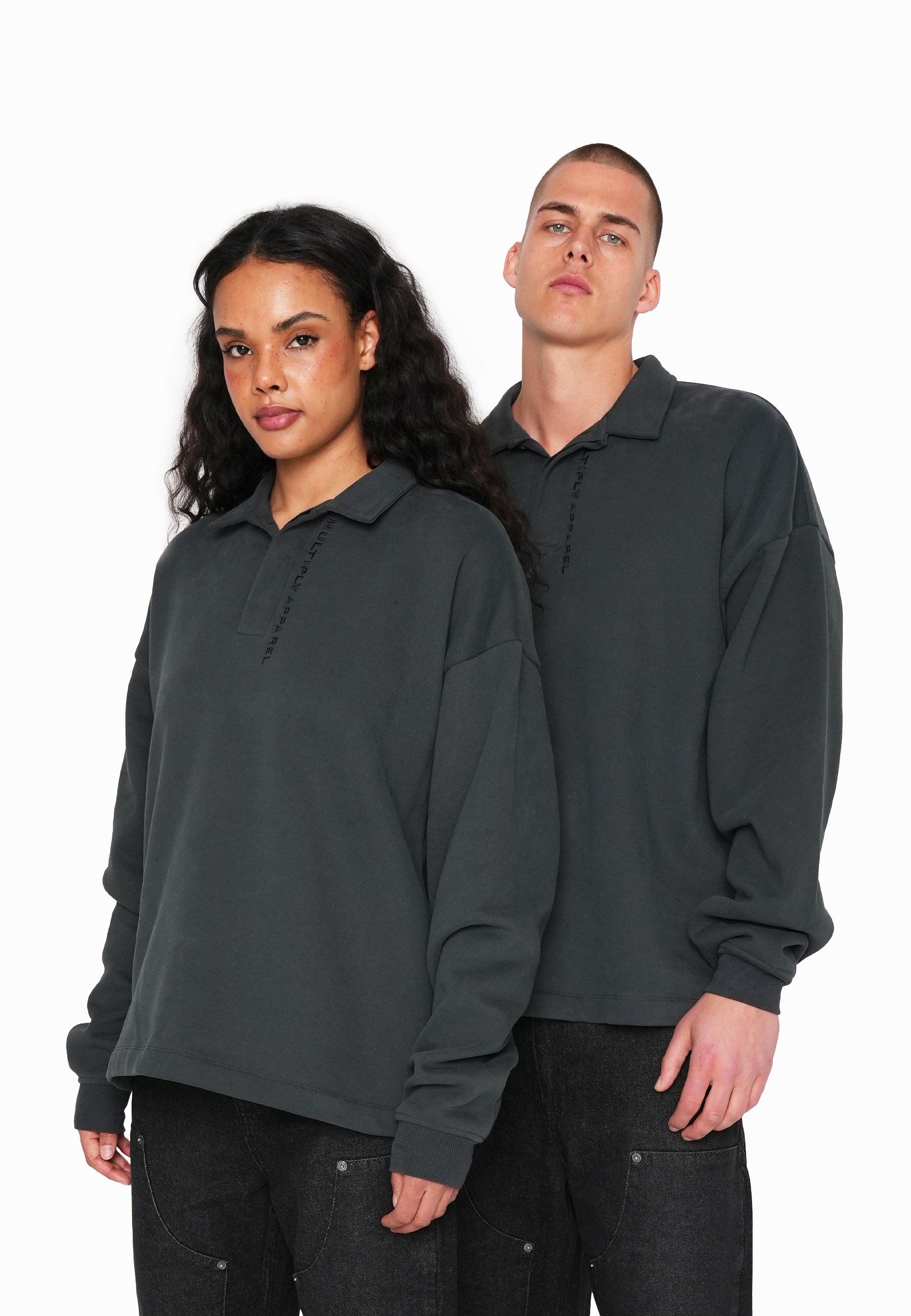 Multiply Apparel Oversize Longsleeve Polo CHUKKER Forest River – Frontalansicht