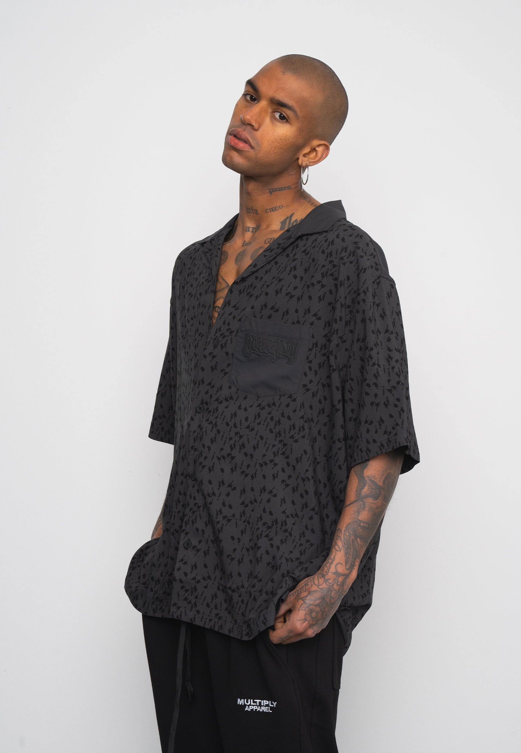 Multiply Spparel Oversize Shirt INMATES Black Soda