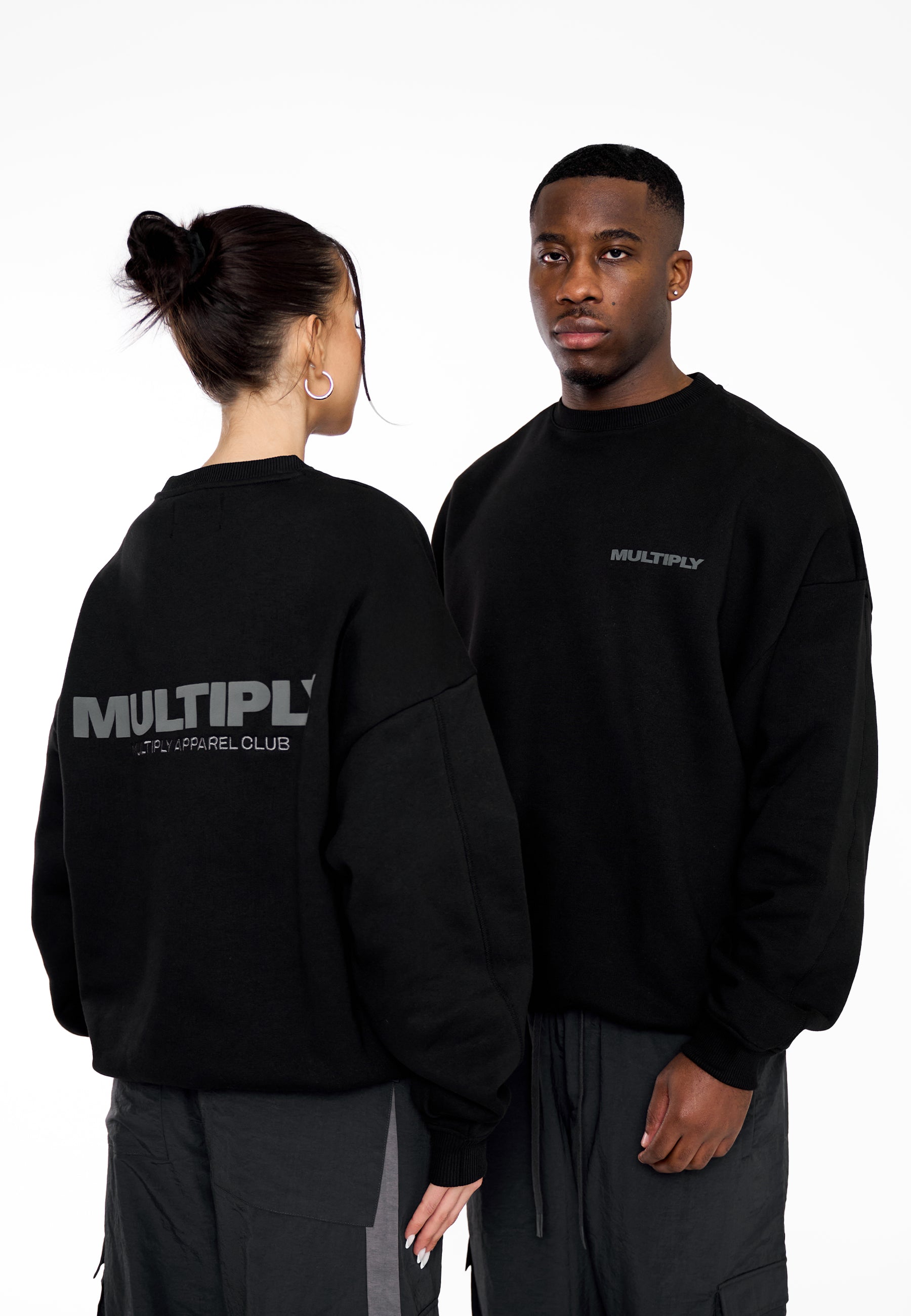 Multiply Apparel Oversize Sweatshirt MULTIPLY 2 Black – Frontalansicht