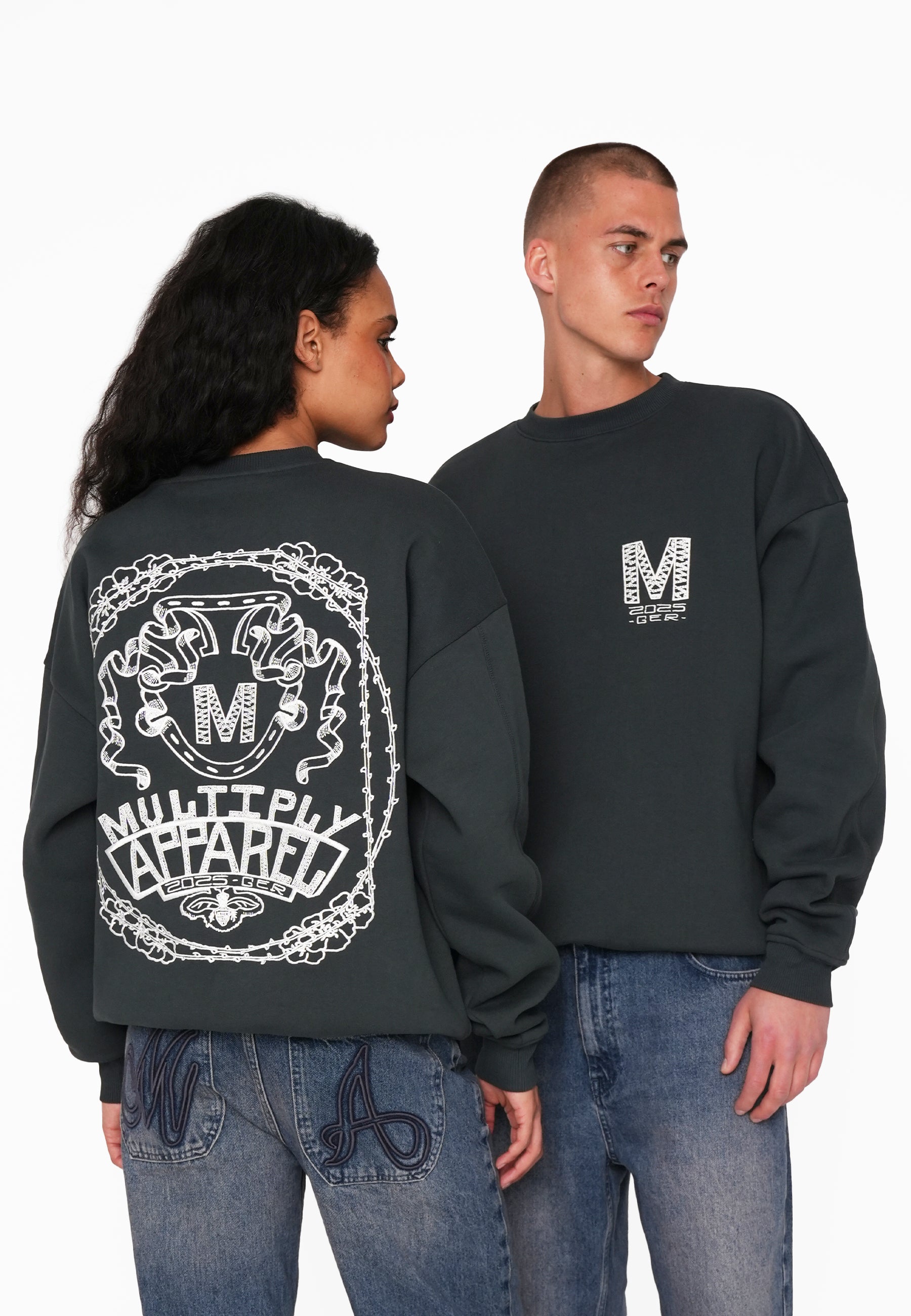Multiply Apparel Oversize Sweatshirt FRAMED Forest River – Frontalansicht