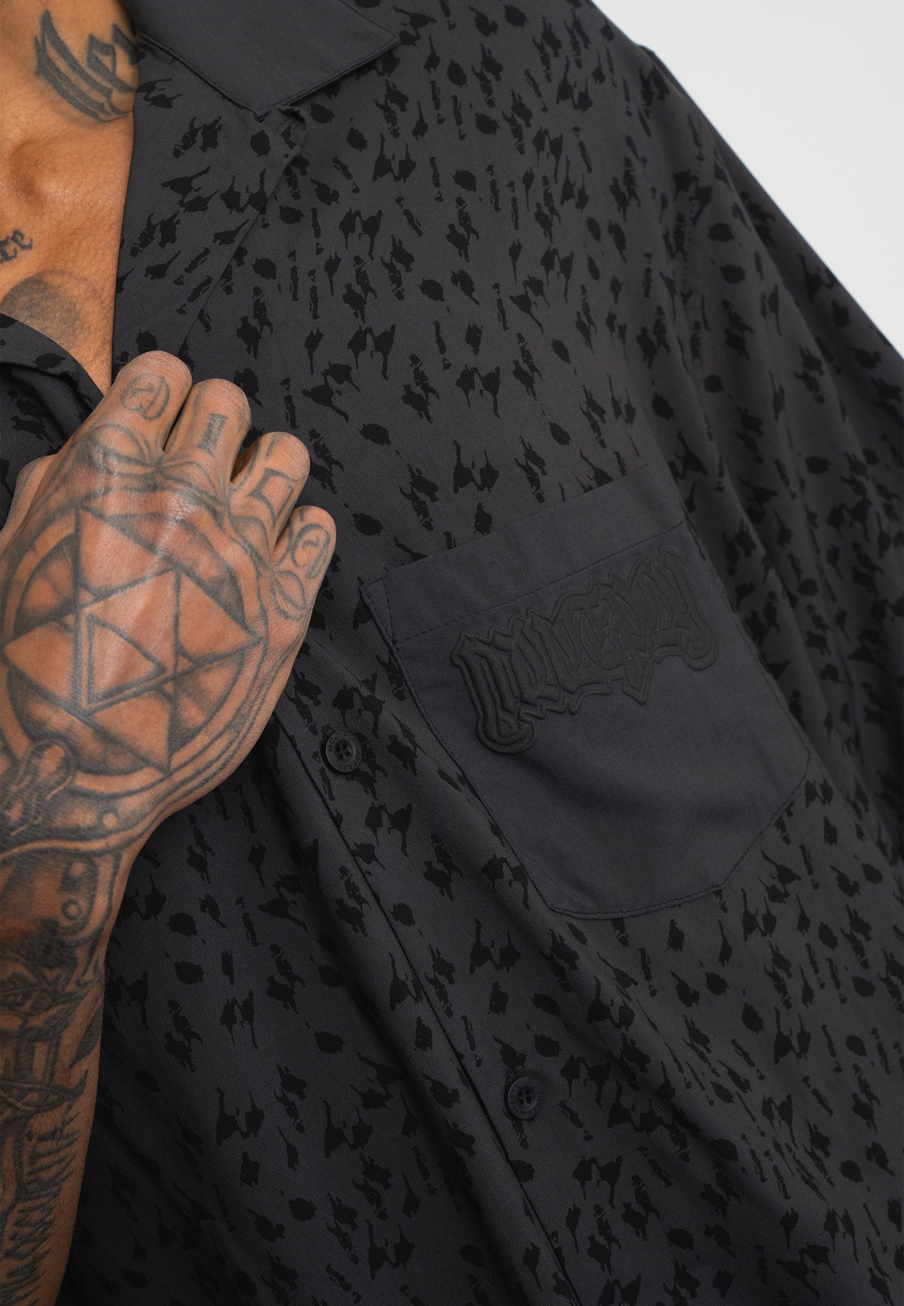 Multiply Apparel Oversize Shirt INMATES Black Soda – weitere Ansicht 2