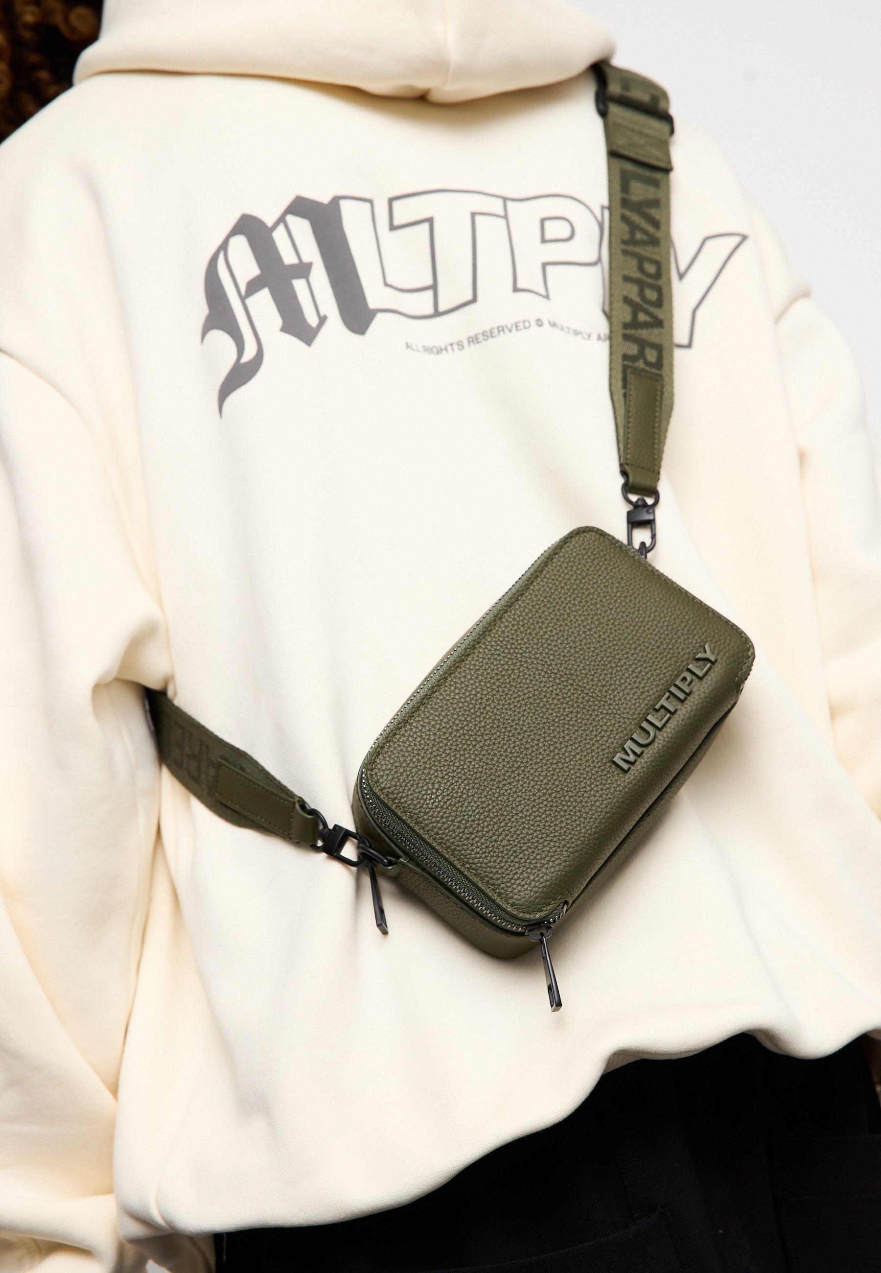 Multiply Apparel Shoulder Bag Multiply Riffle Green – weitere Ansicht 3