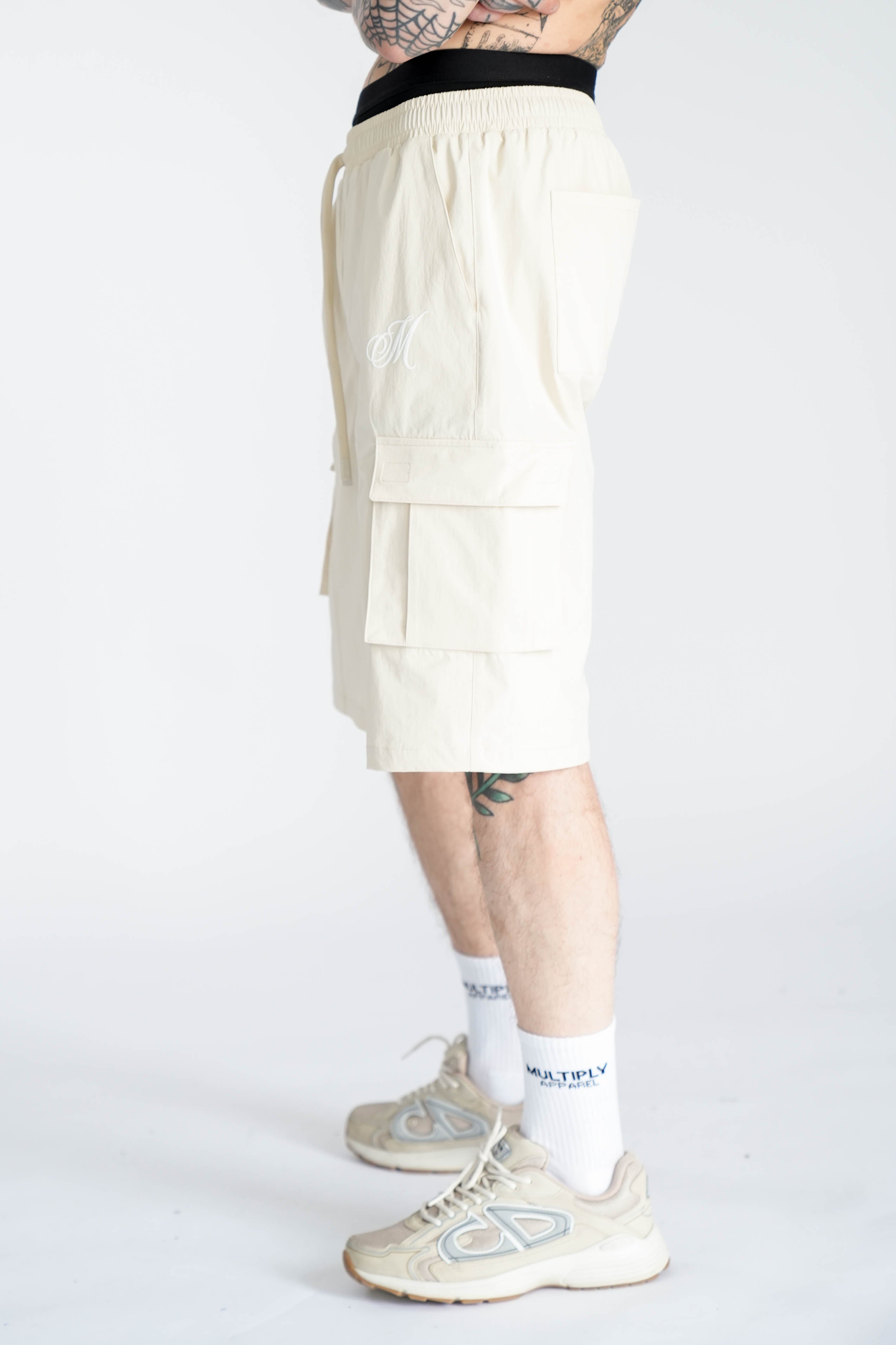 Multiply Apparel Oversize Utility Shorts ALL-PURPOSE Pistachio Shell – weitere Ansicht 2