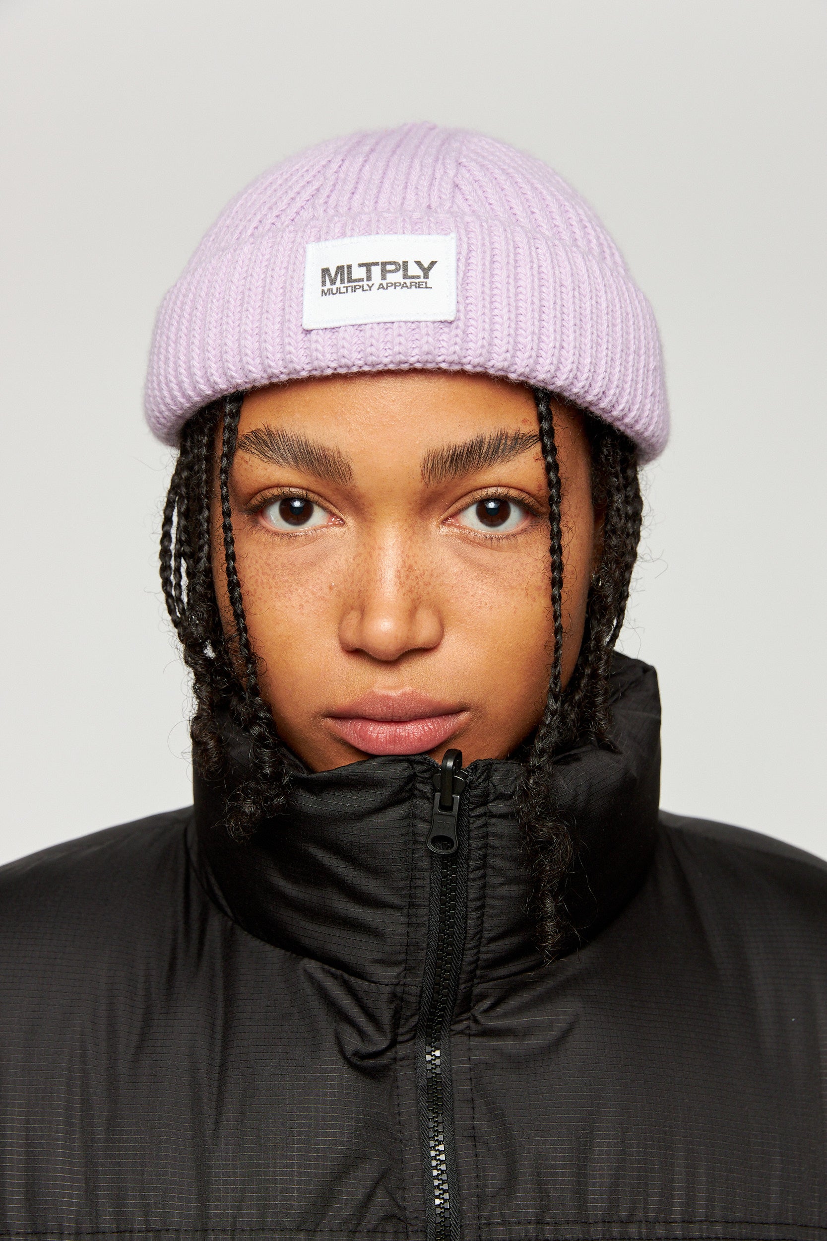 Multiply Apparel Beanie MLTPLY Lavendula – Frontalansicht