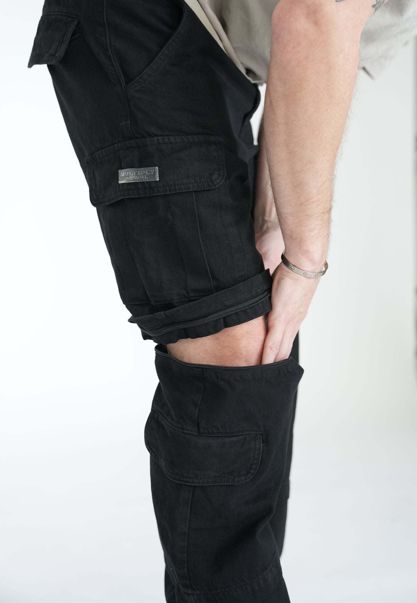 Multiply Apparel Trifecta Cargo Shepherd Pants Black – weitere Ansicht 4