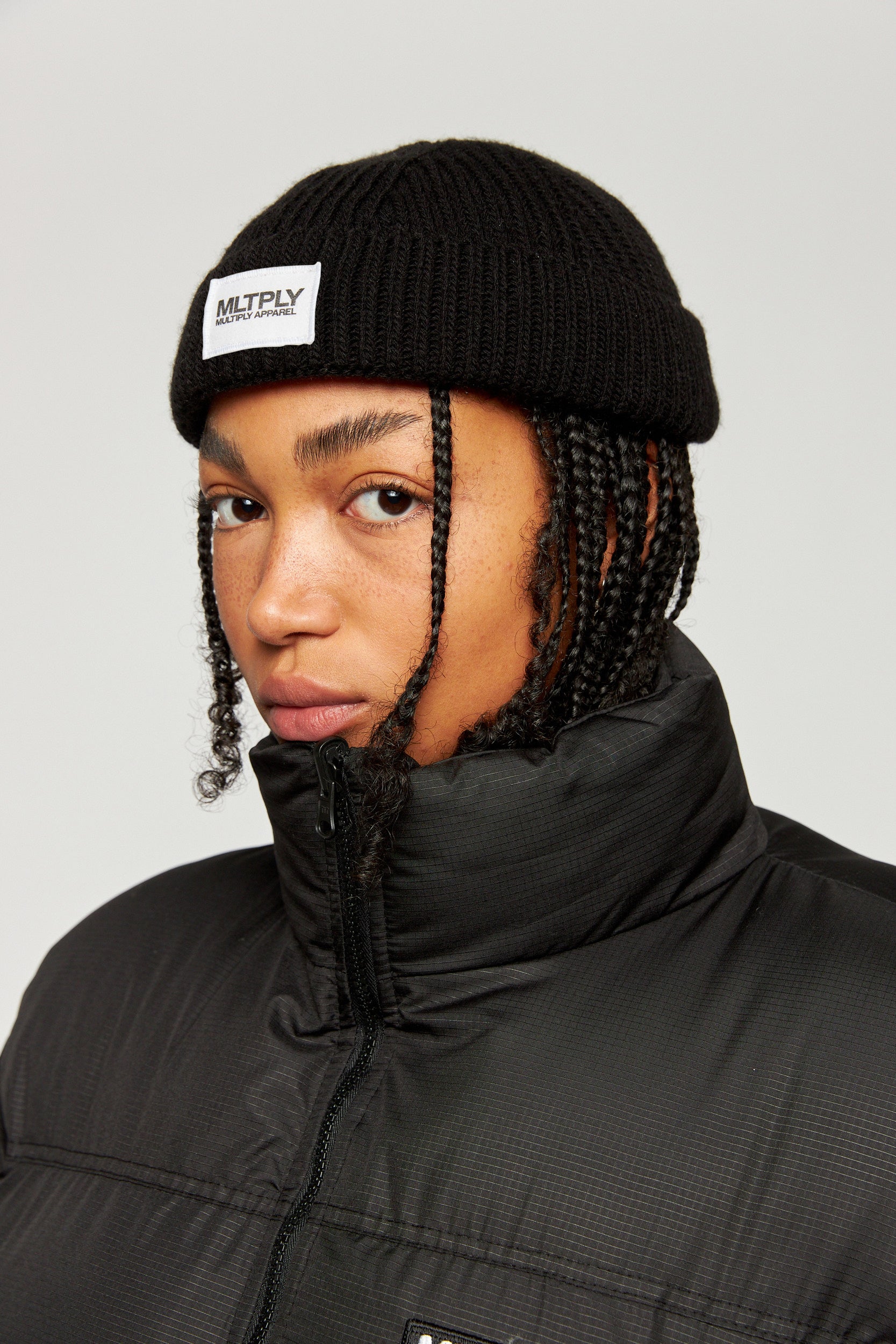 Multiply Apparel Beanie MLTPLY Black – weitere Ansicht 2