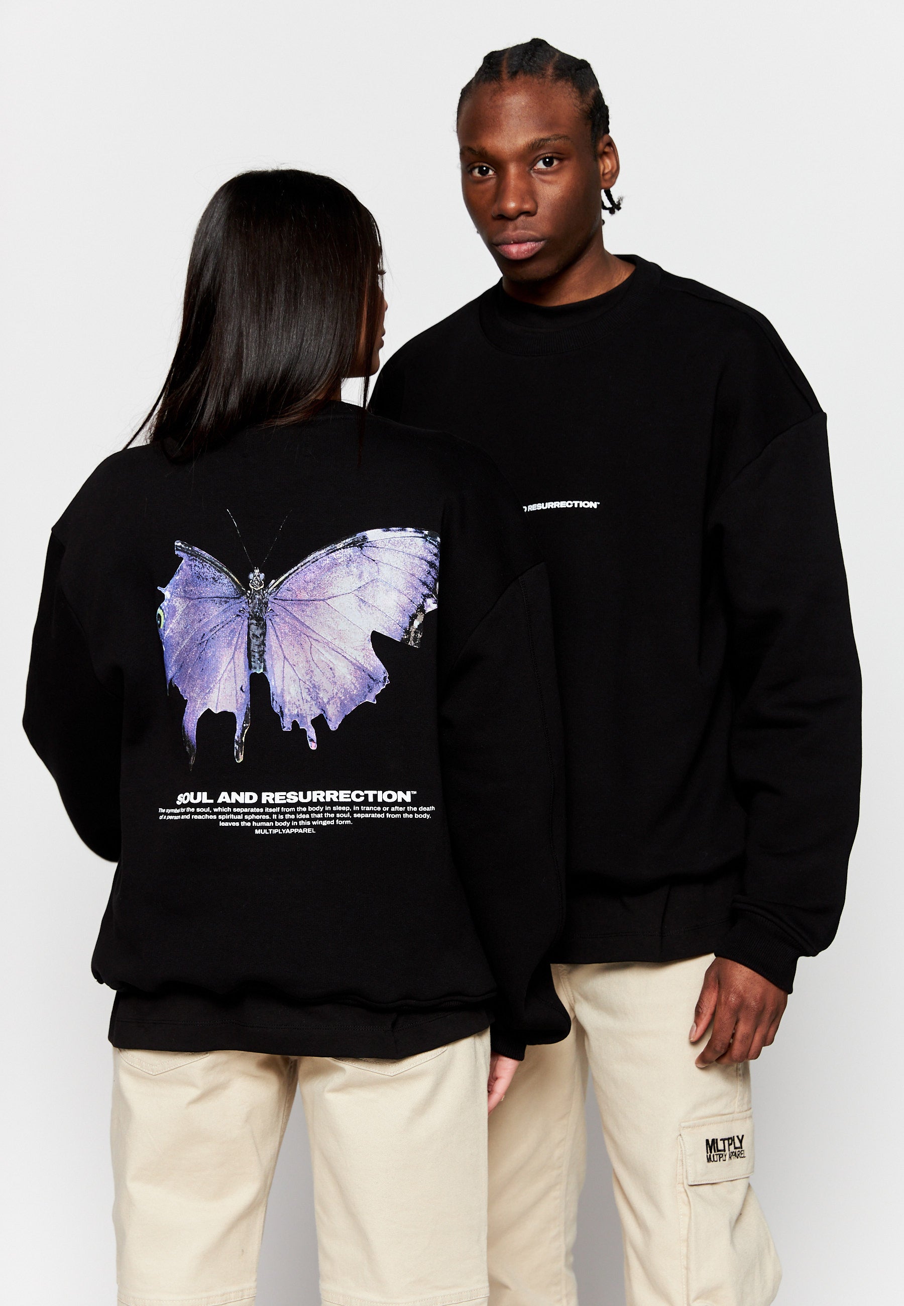 Multiply Apparel Oversize Sweatershirt BUTTERFLY Black – Frontalansicht