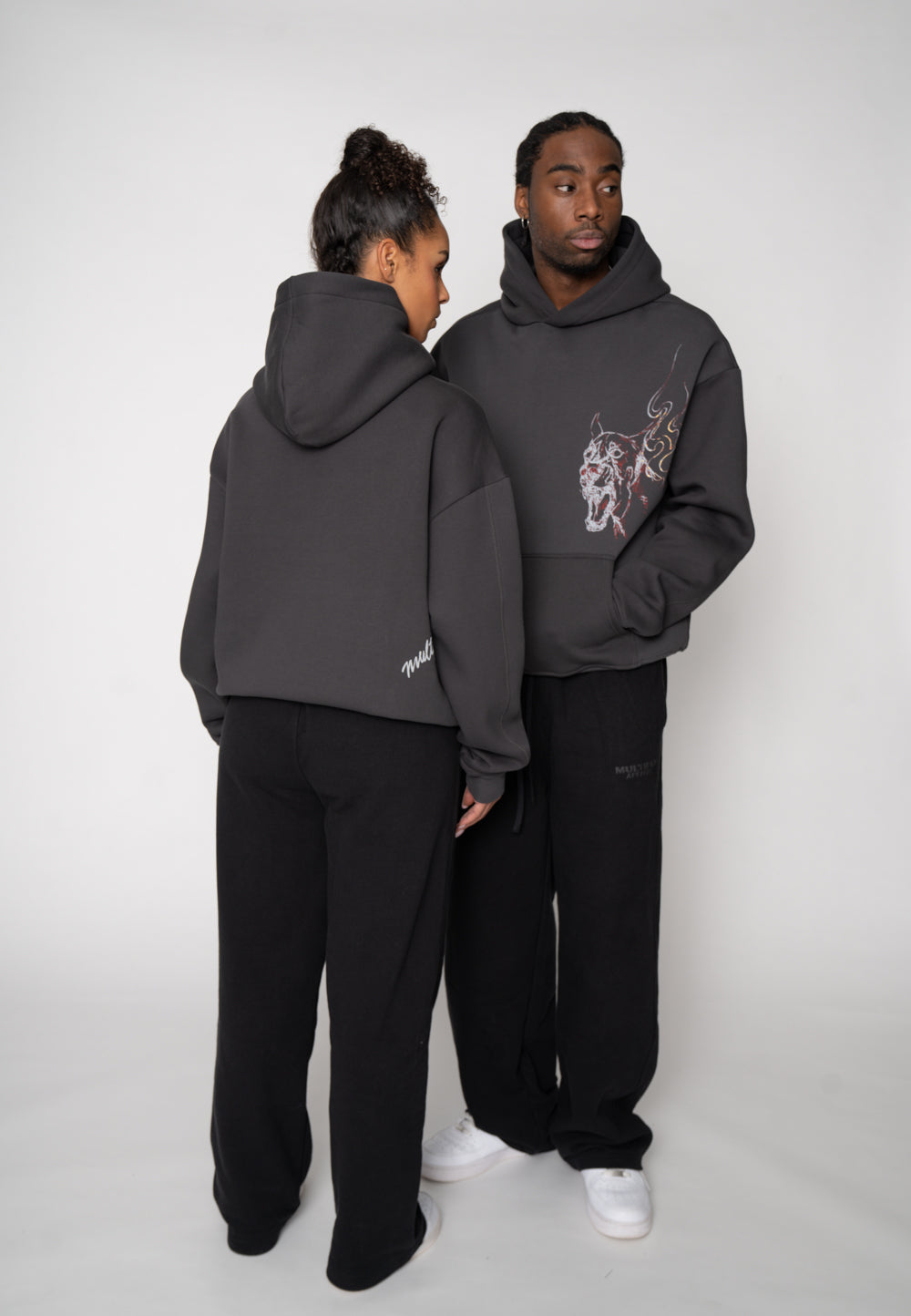Multiply Apparel Oversize Hoodie DOG SKETCH Black Soda Washed – weitere Ansicht 4