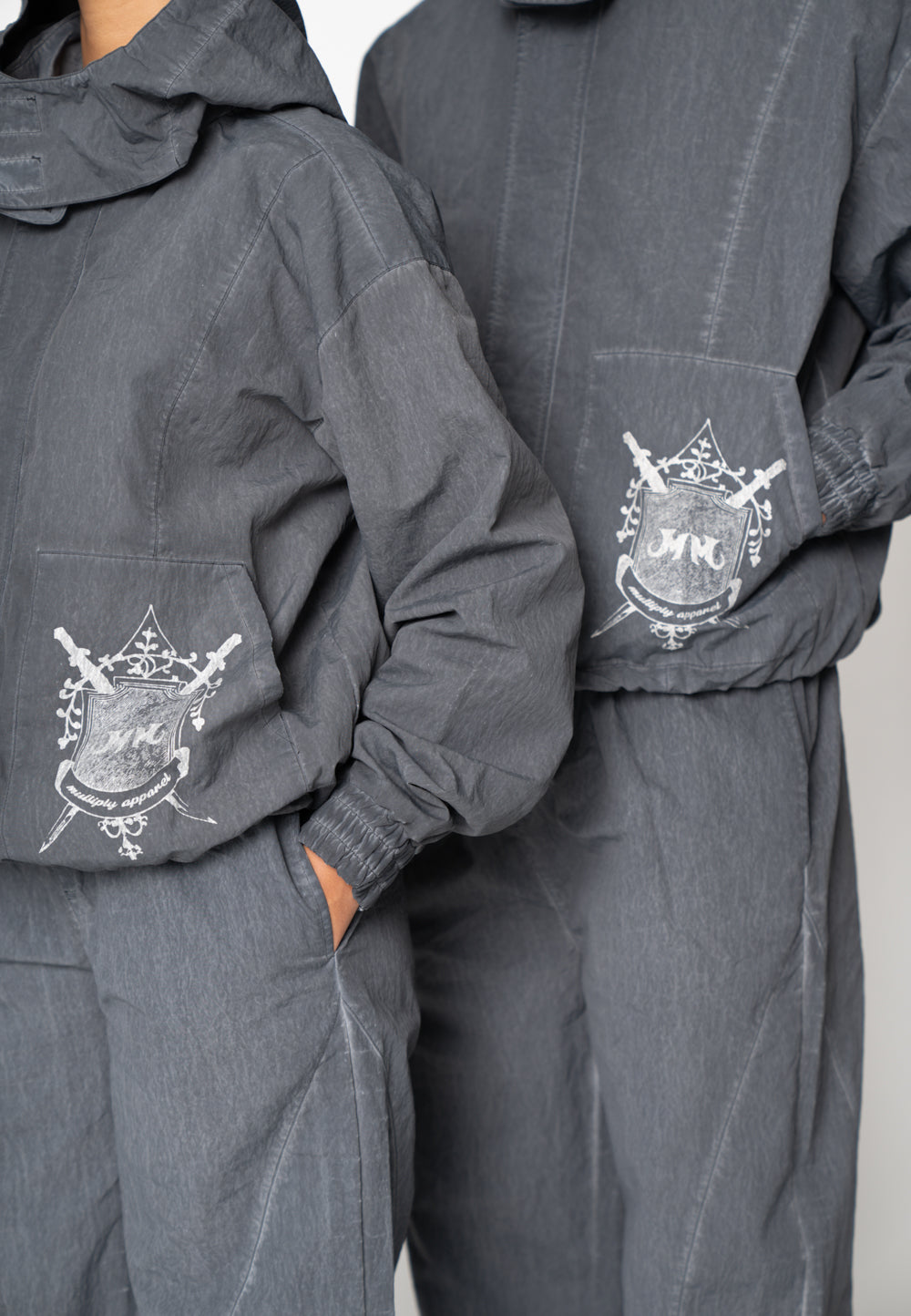 Multiply Apparel Oversize Windbreaker SQUADRON Gargoyle – weitere Ansicht 2