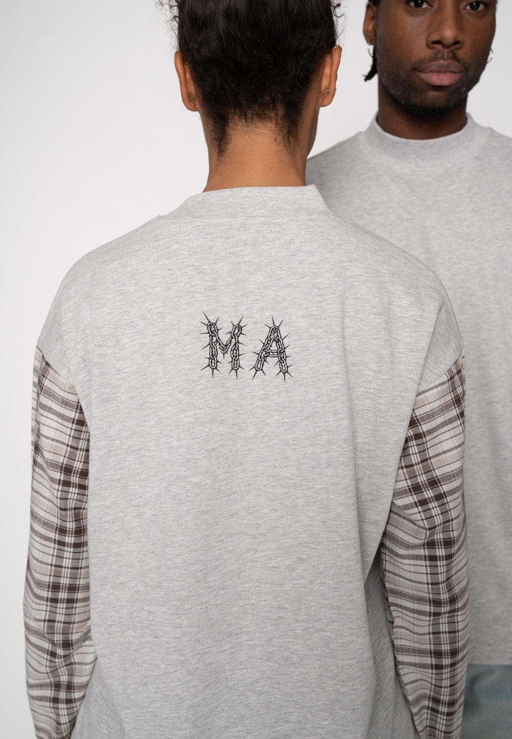 Multiply Apparel Oversize Longsleeve SHACKLE Grey Melange – weitere Ansicht 2