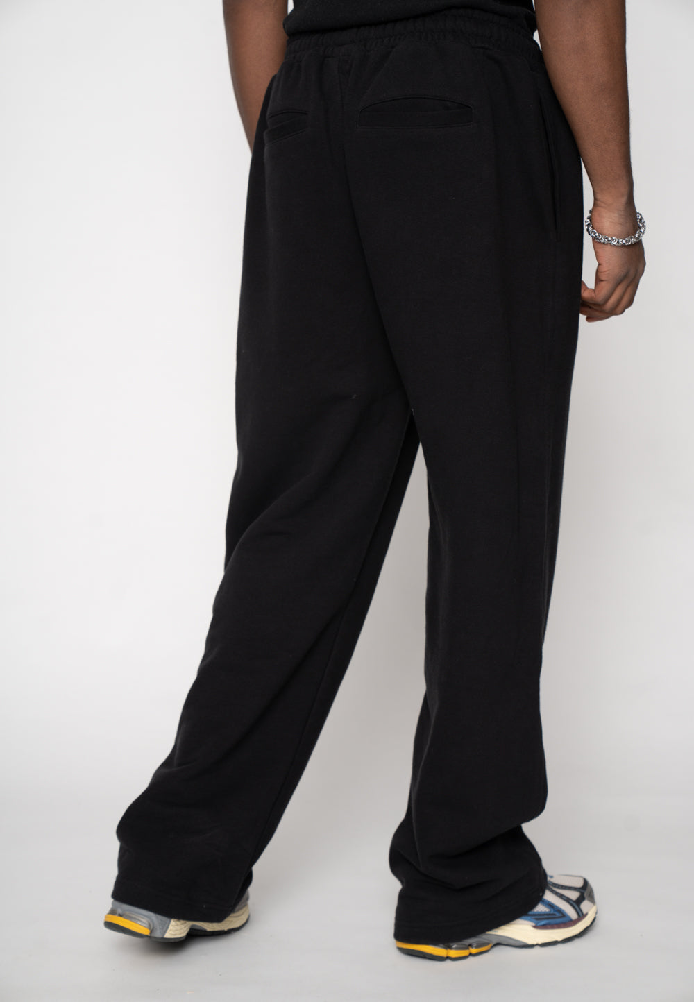 Multiply Apparel Oversize Jogger CLASSICO Black – weitere Ansicht 4