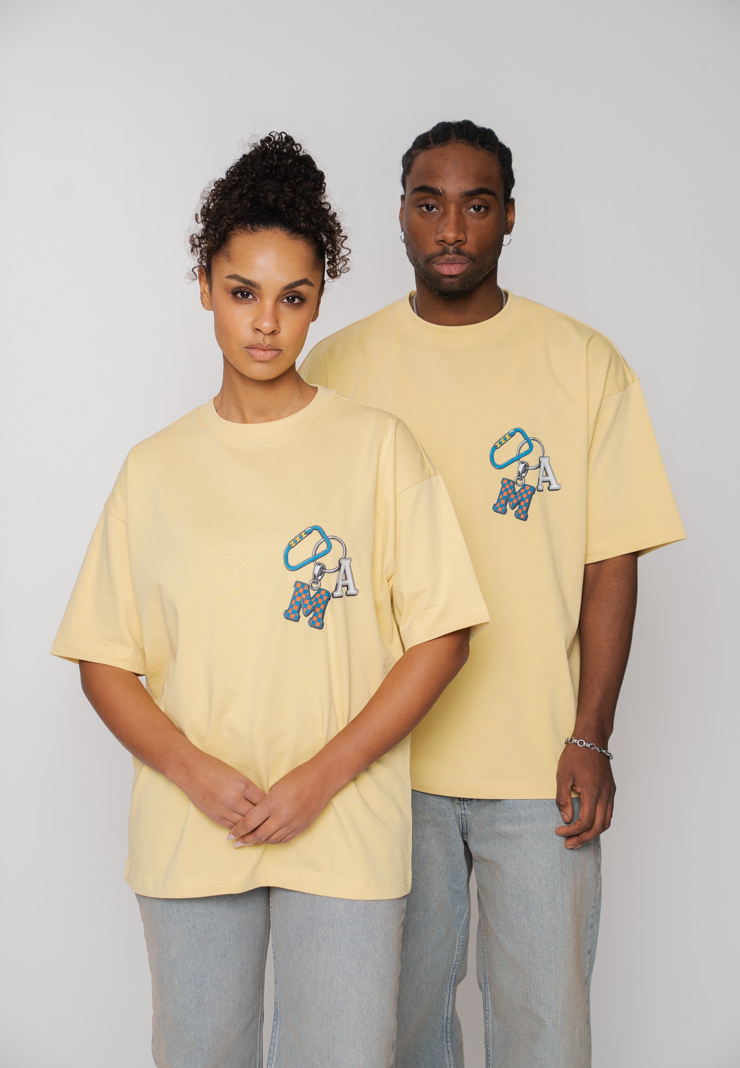 Oversize T-Shirt KEY CHAIN Straw