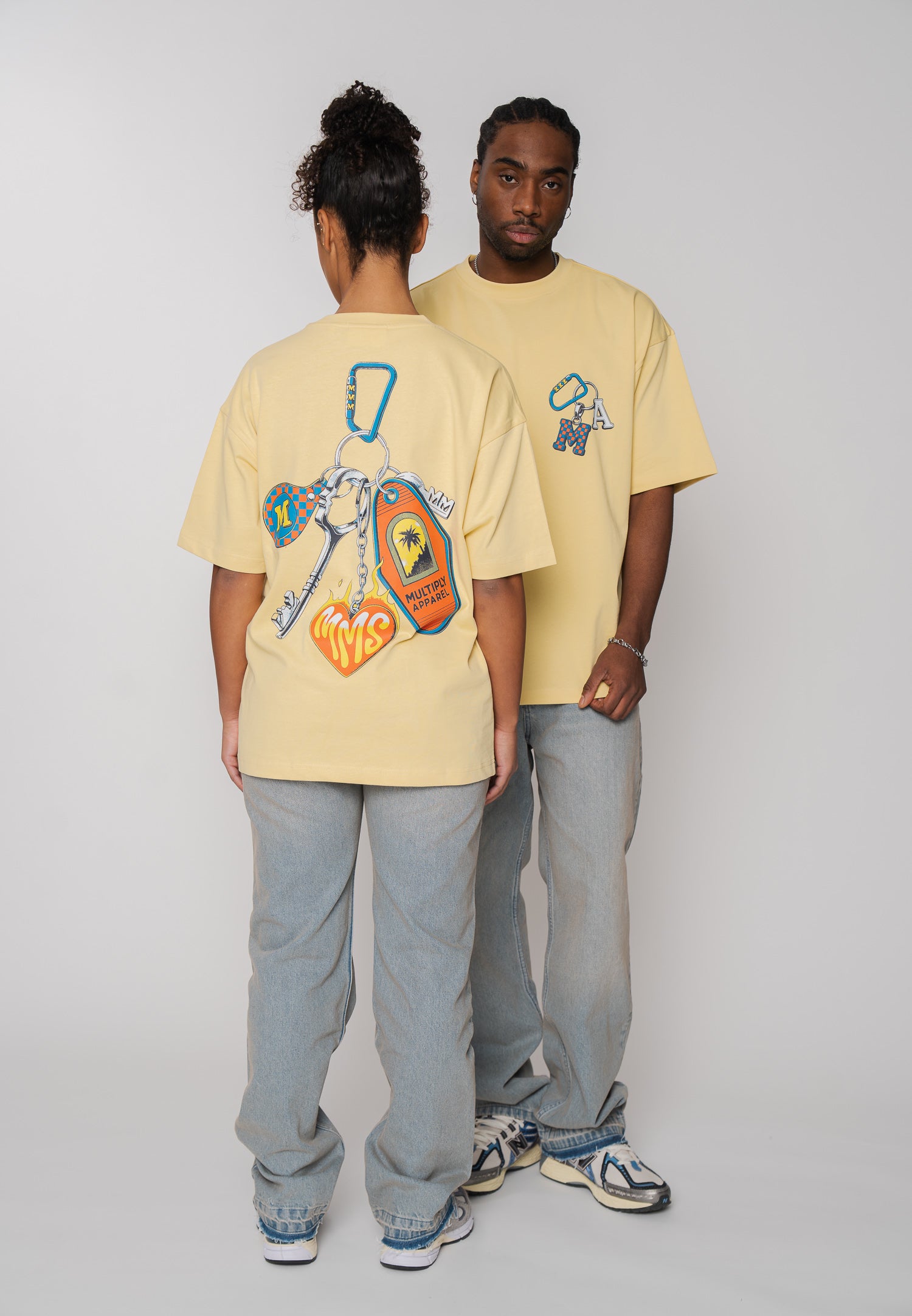 Oversize T-Shirt KEY CHAIN Straw