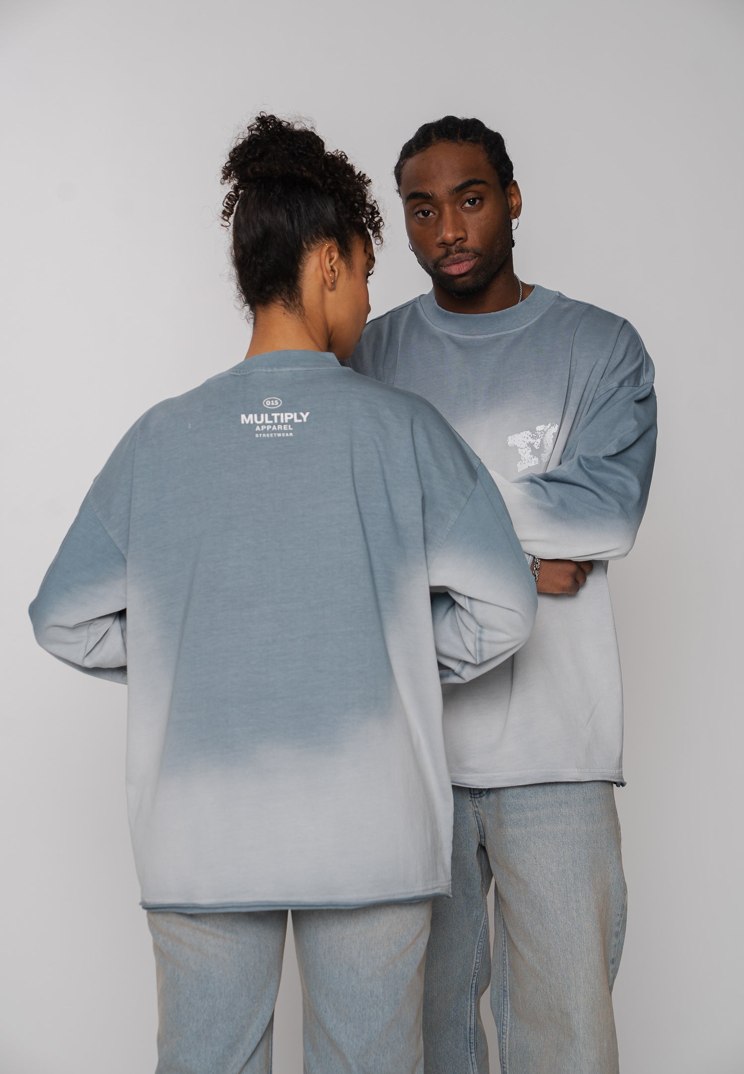 Multiply Apparel Oversize Longsleeve HAZE Tradewinds – Frontalansicht