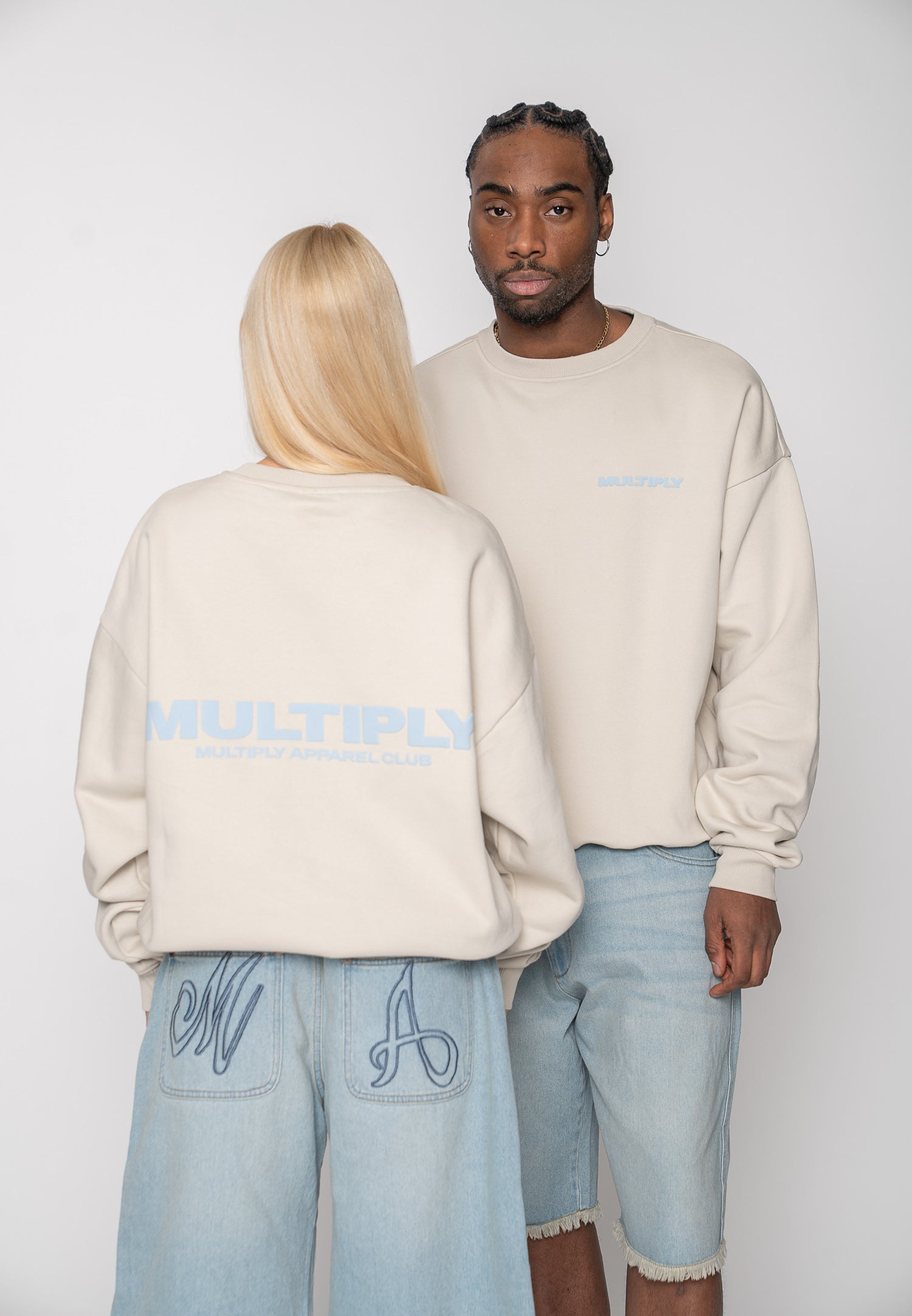 Multiply Apparel Sweatshirt MULTIPLY Moonstruck – Frontalansicht