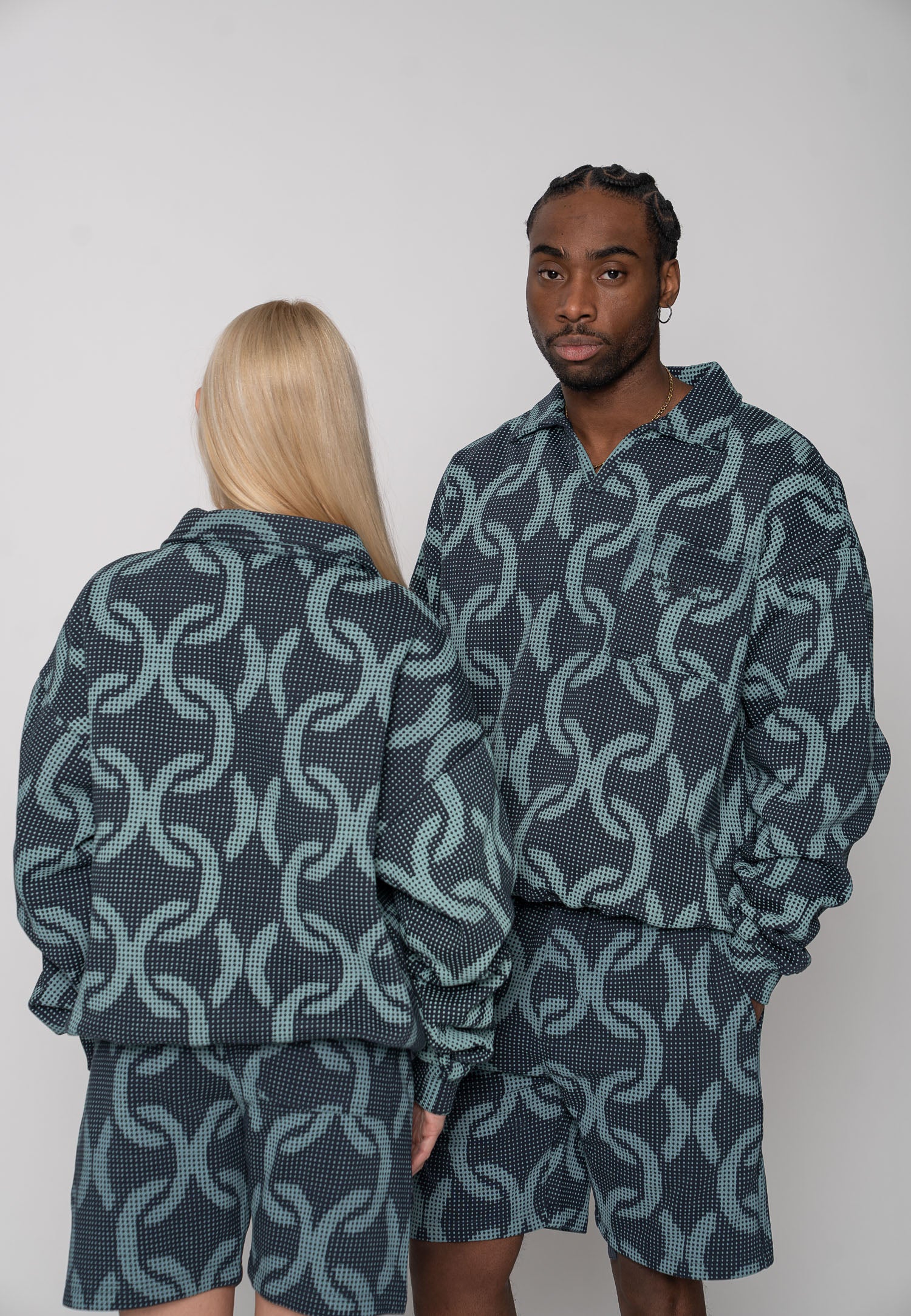 Multiply Apparel Sweatshirt CABLE Midnight Navy – Frontalansicht