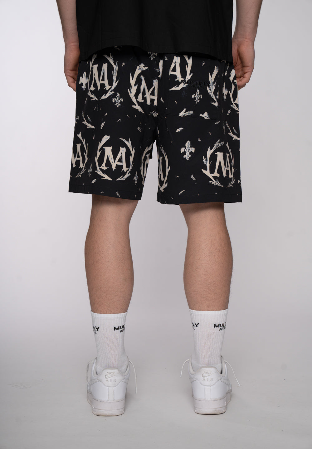 Multiply Apparel Shorts PAINTERLY Pirate Black – weitere Ansicht 4