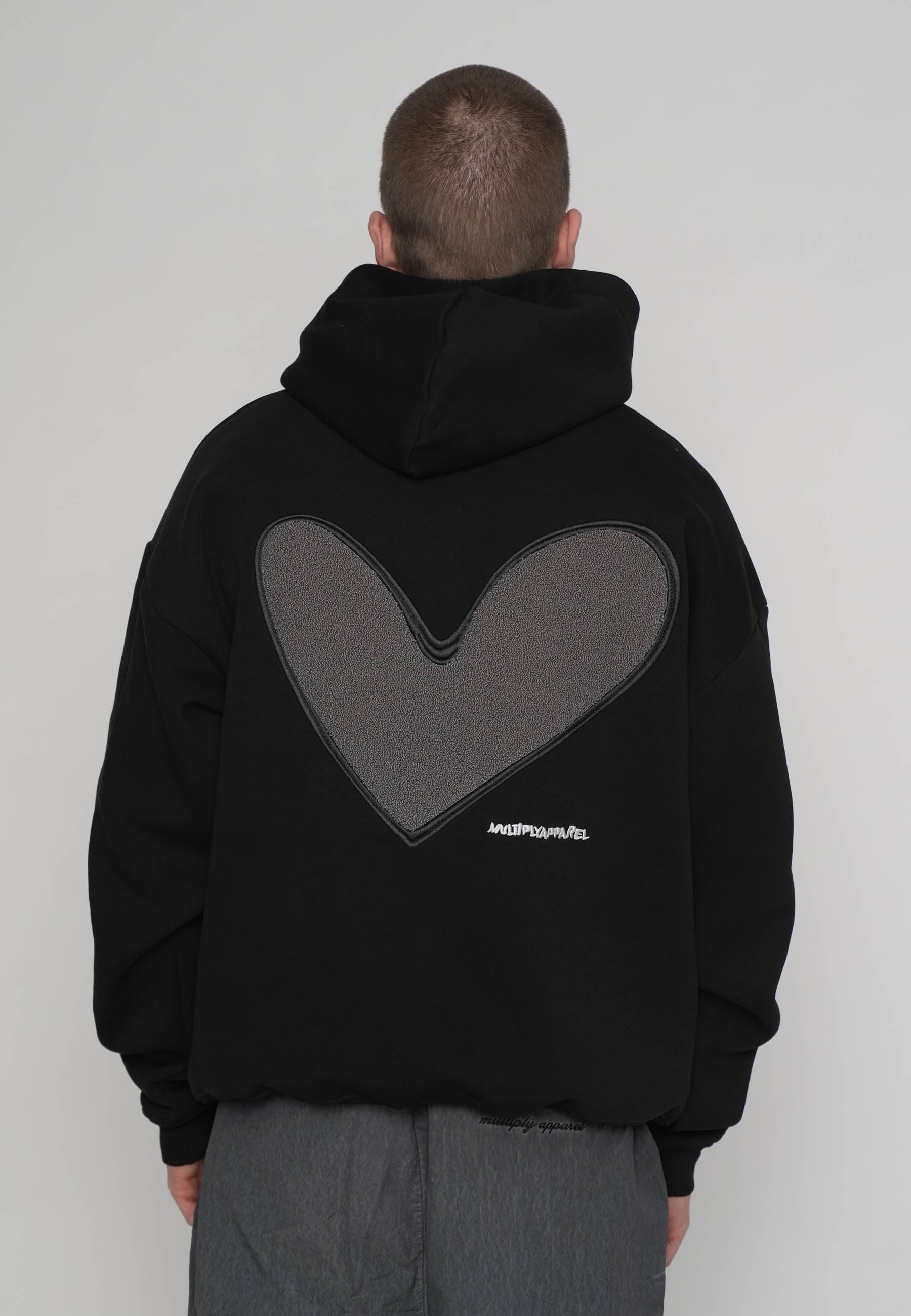 Multiply Apparel Oversize Hoodie HEART Black – weitere Ansicht 4