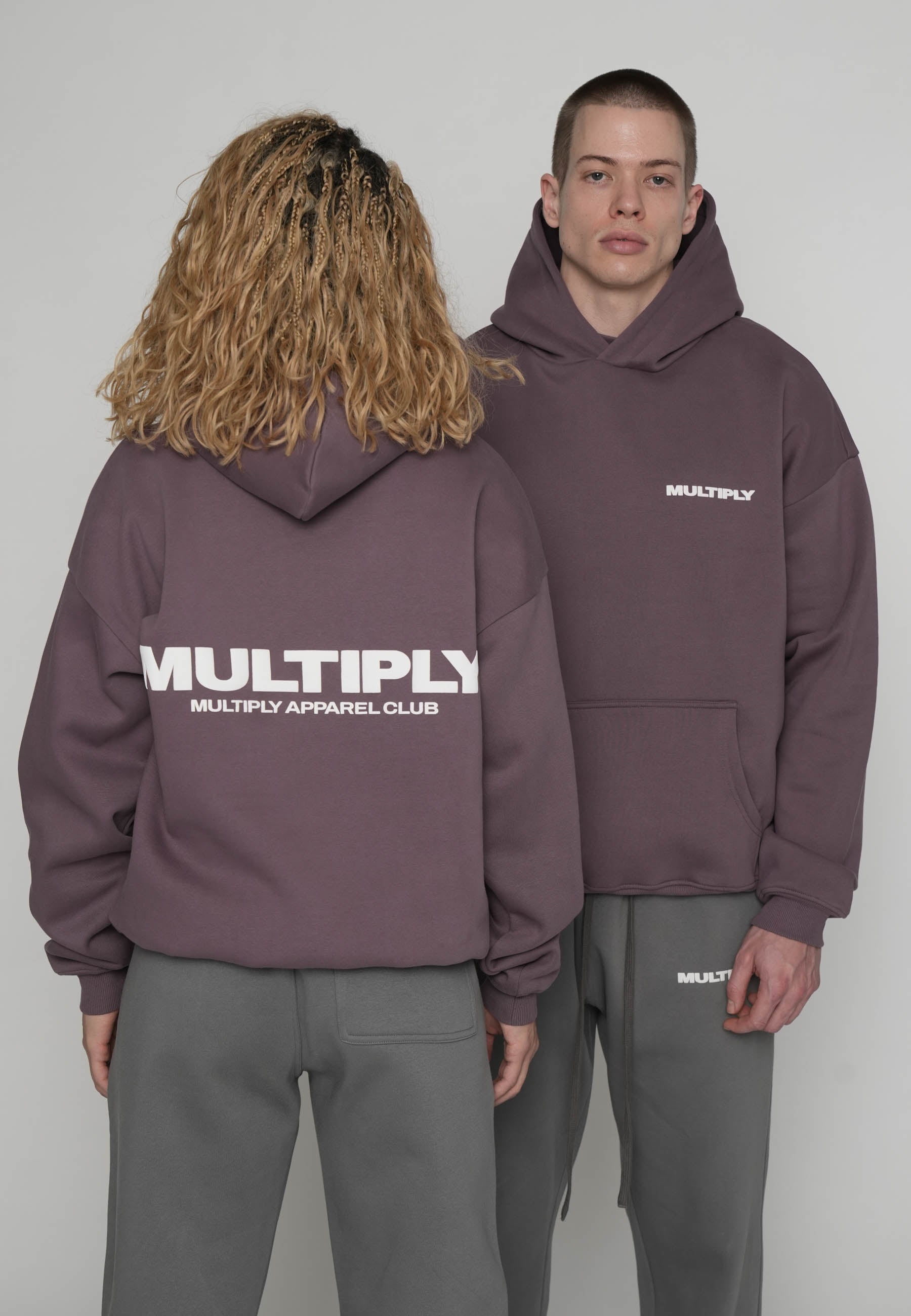Multiply Apparel Oversize Hoodie MULTIPLY Black Plum – Frontalansicht